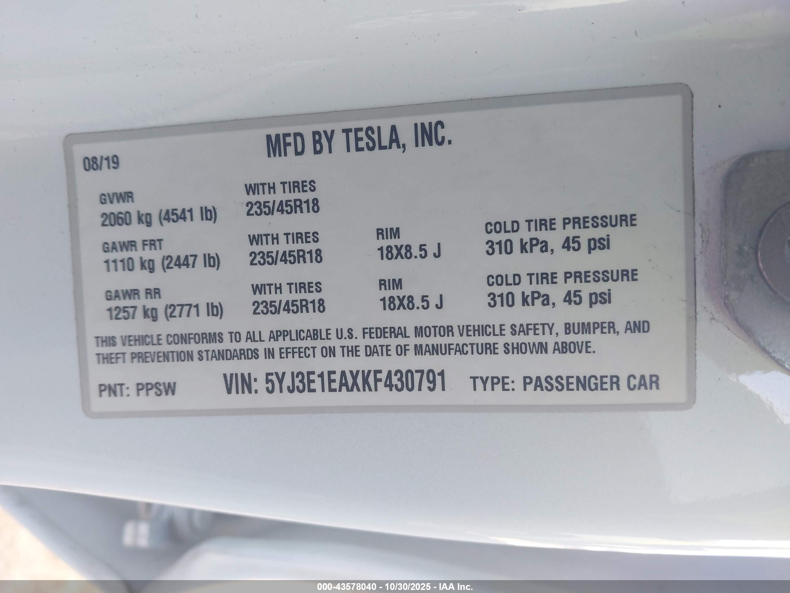 TESLA MODEL image 9
