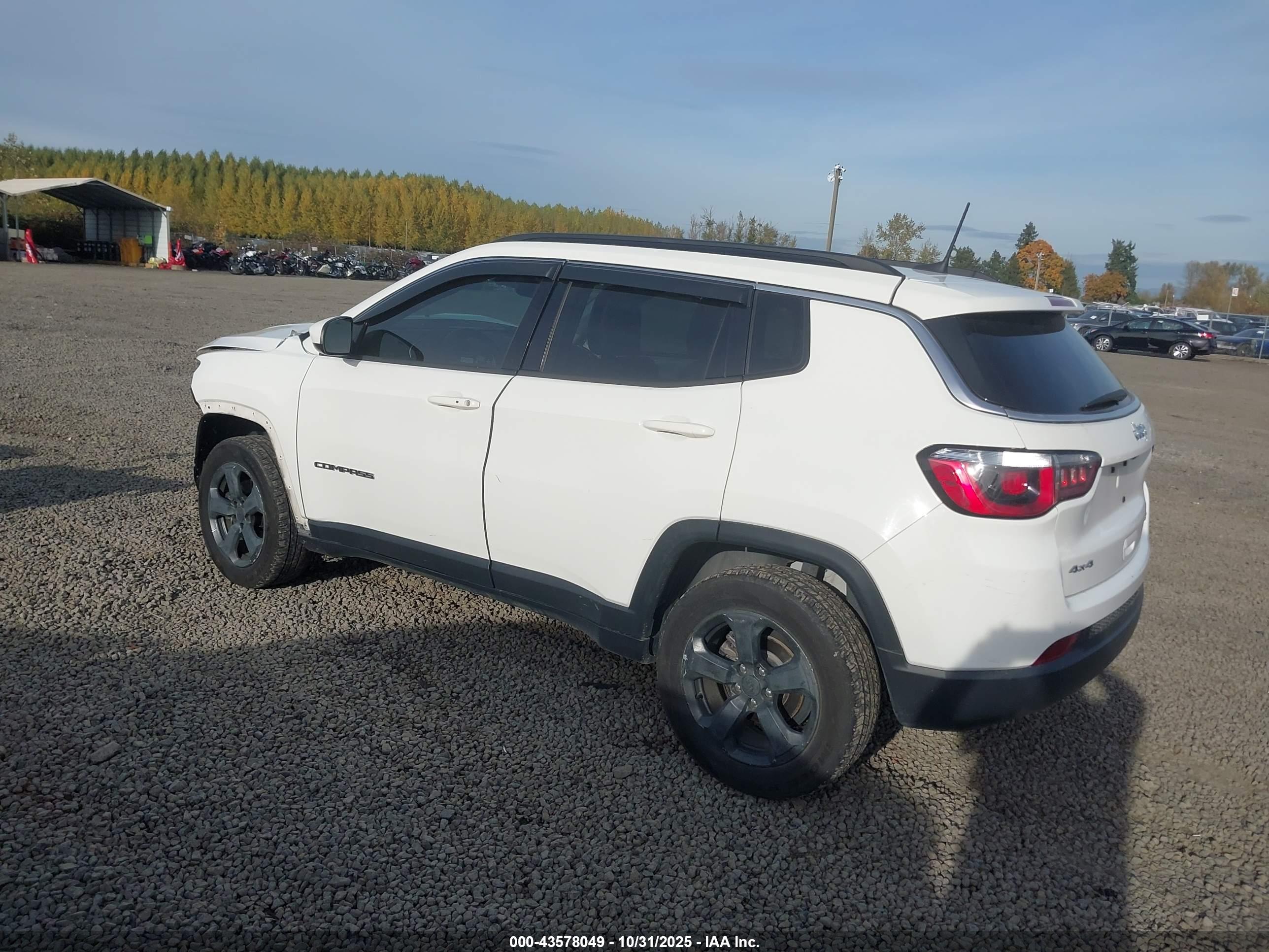 JEEP COMPASS image 3