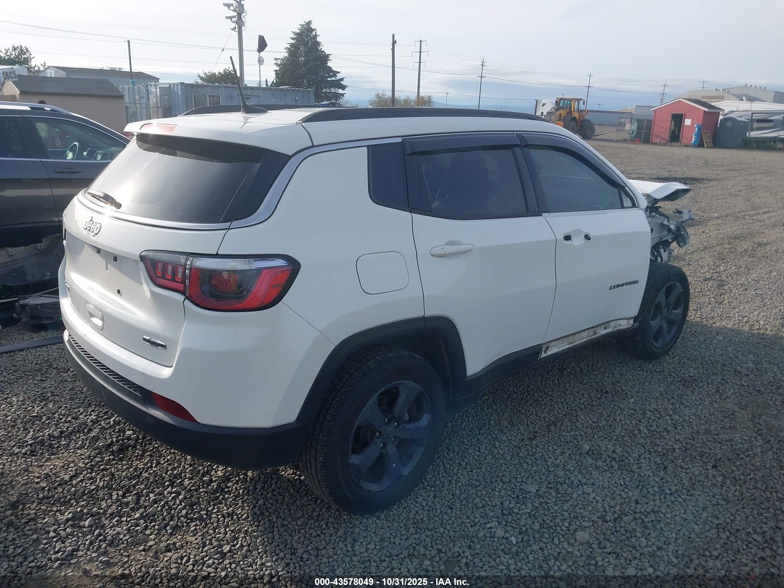 JEEP COMPASS image 4