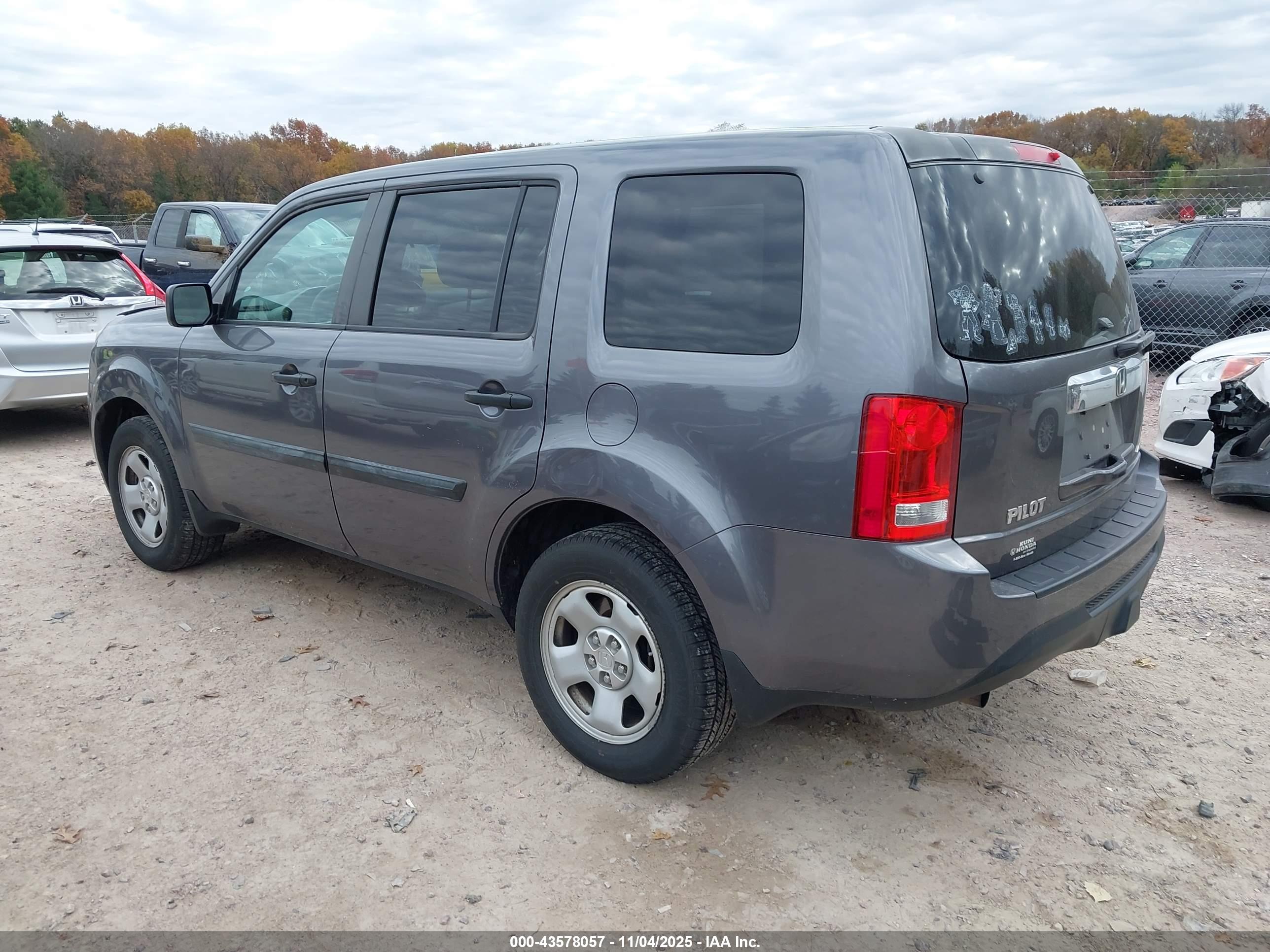 HONDA PILOT image 3