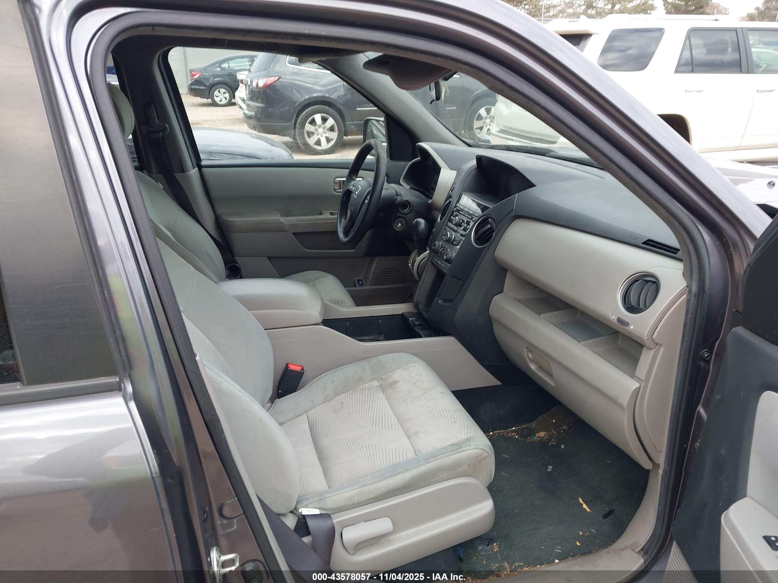 HONDA PILOT image 5