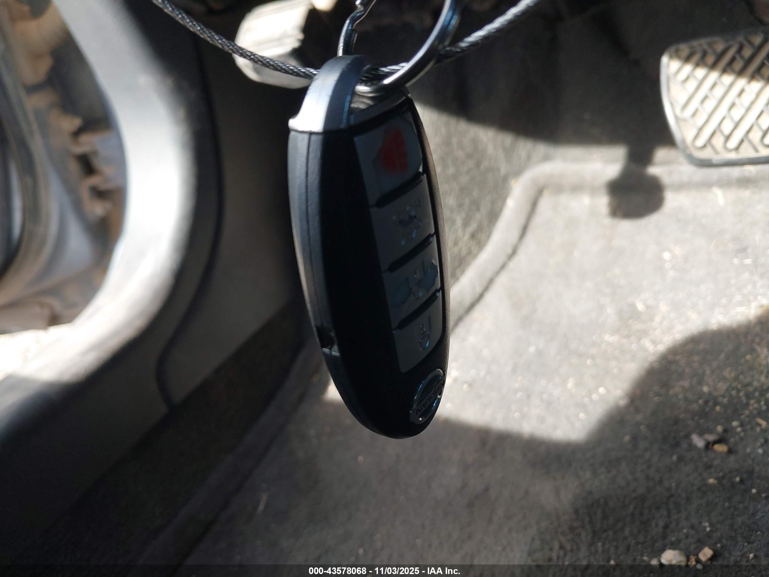 NISSAN ALTIMA image 11