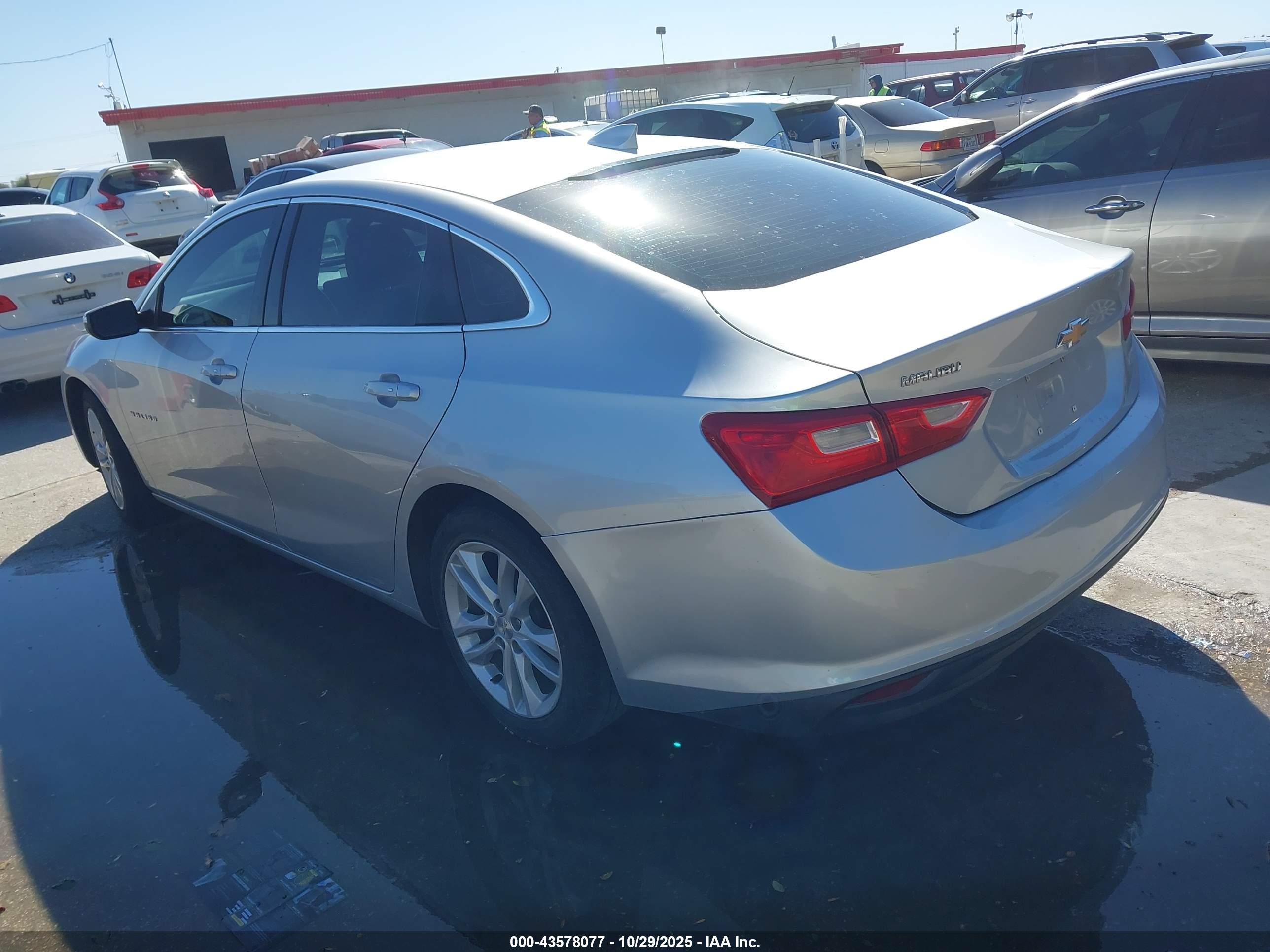 CHEVROLET MALIBU image 3