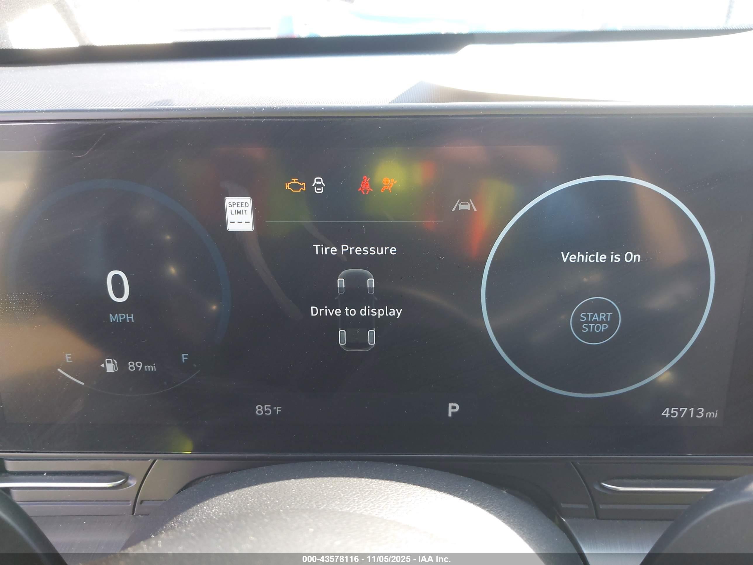 HYUNDAI KONA image 7