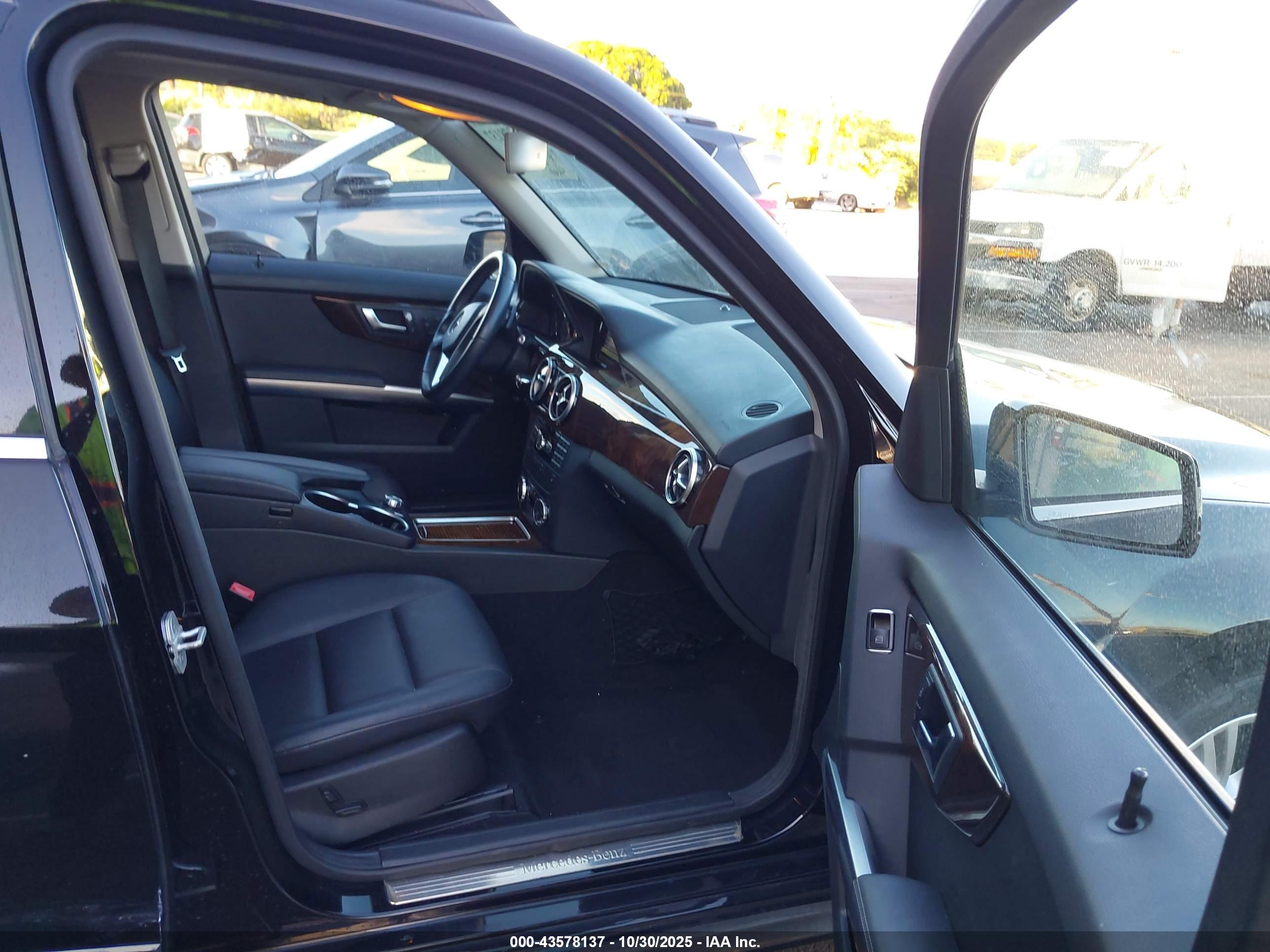 MERCEDES-BENZ GLK image 5