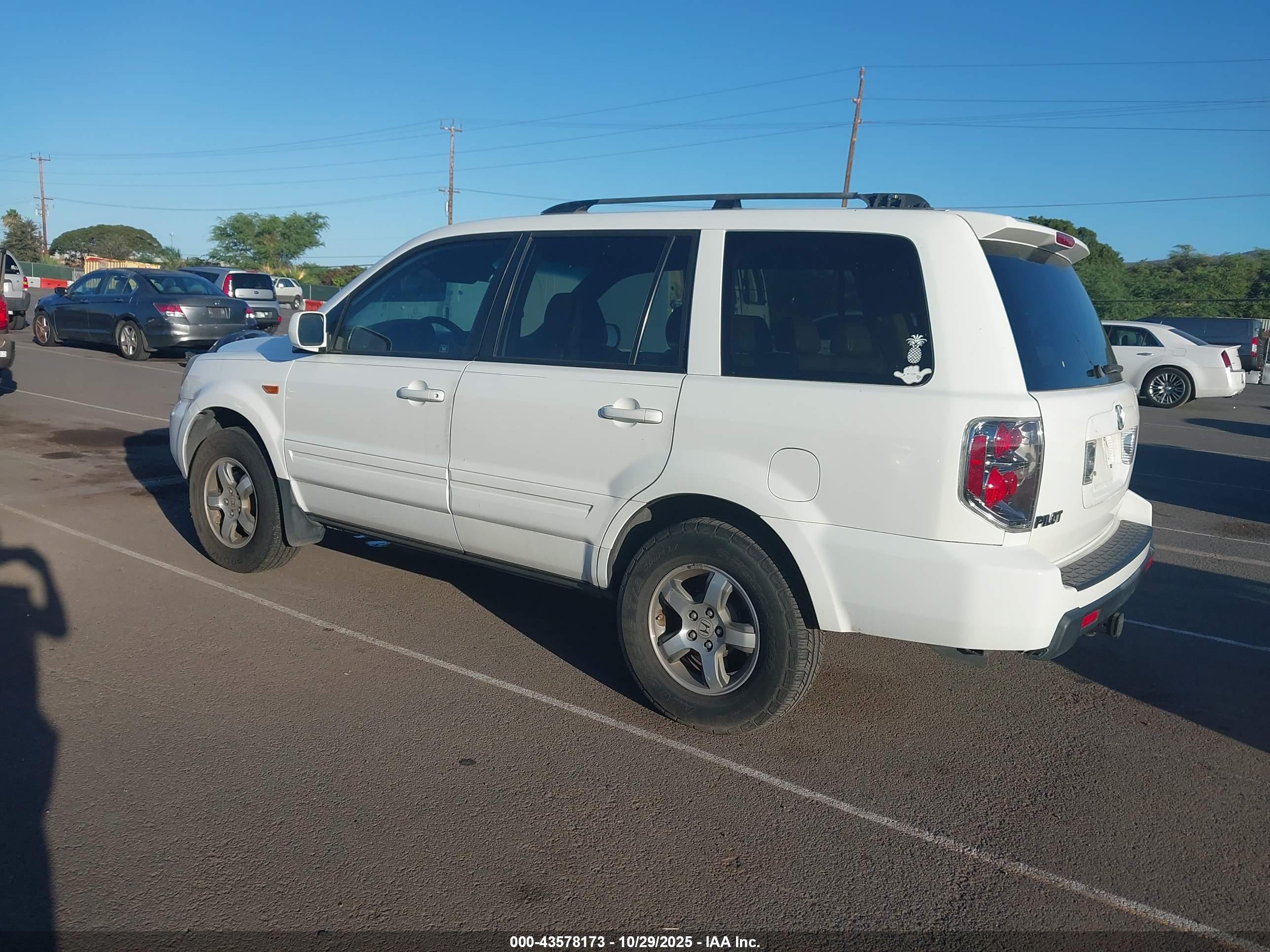 HONDA PILOT image 3