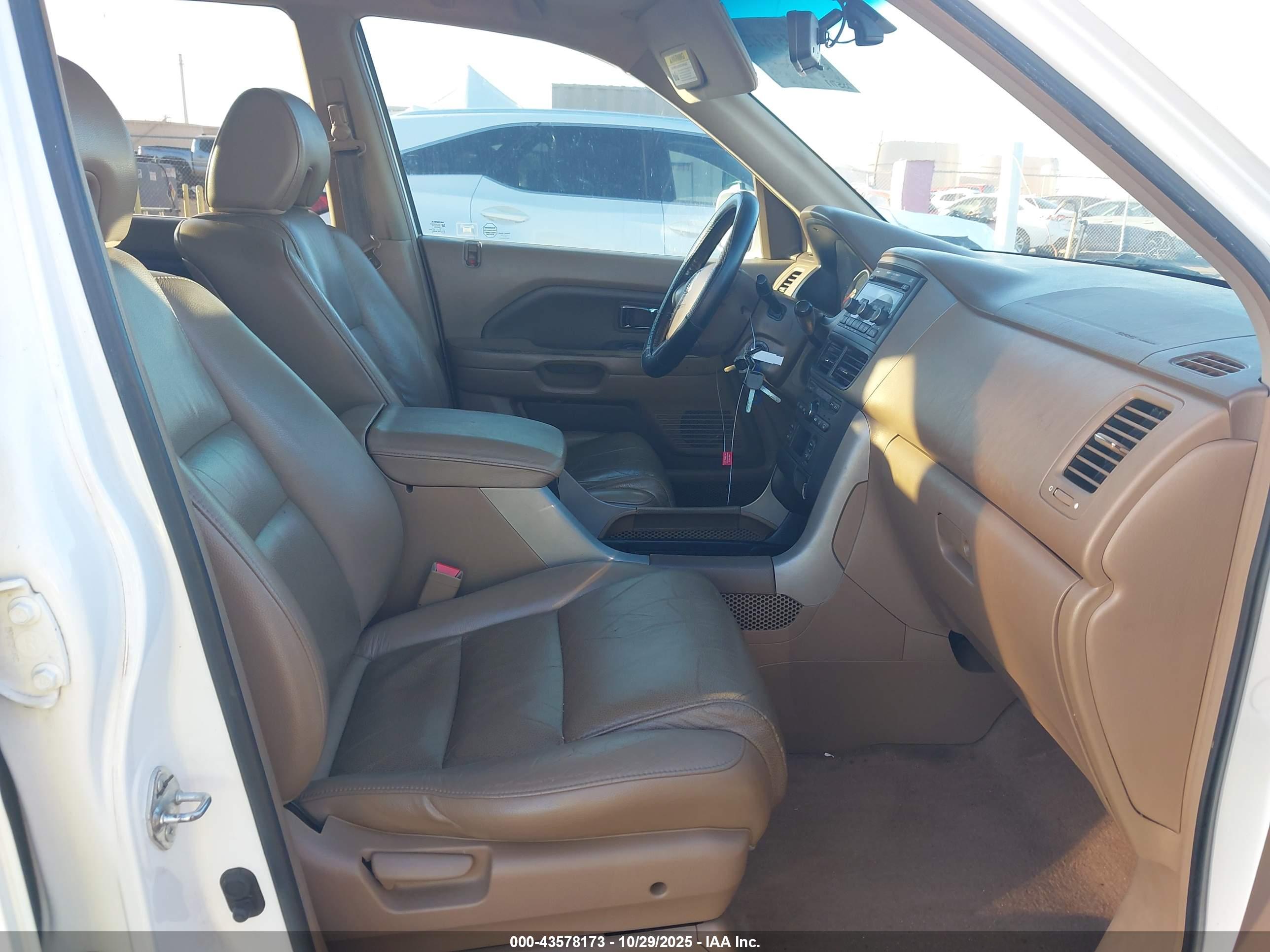 HONDA PILOT image 5