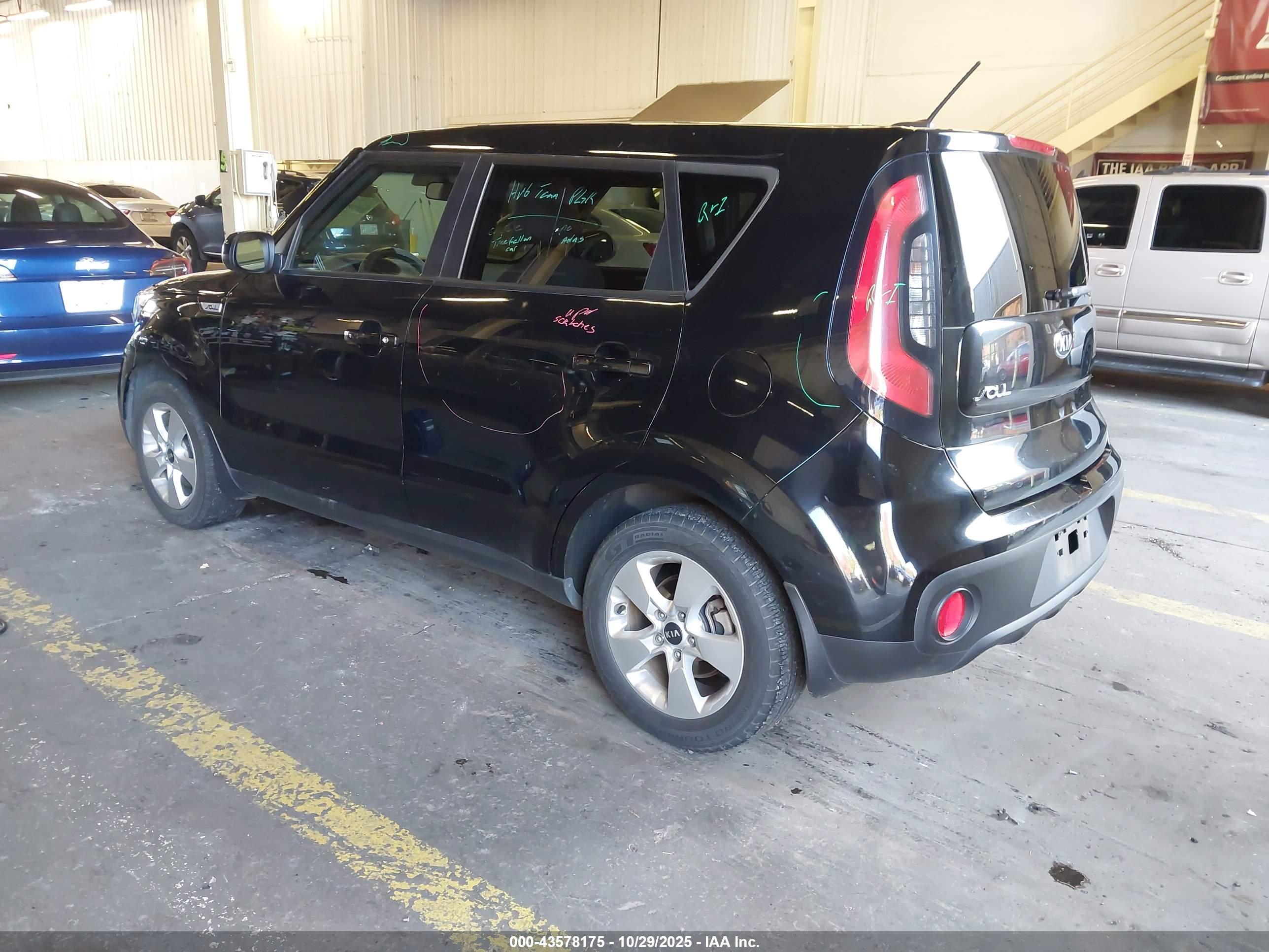 KIA SOUL image 3