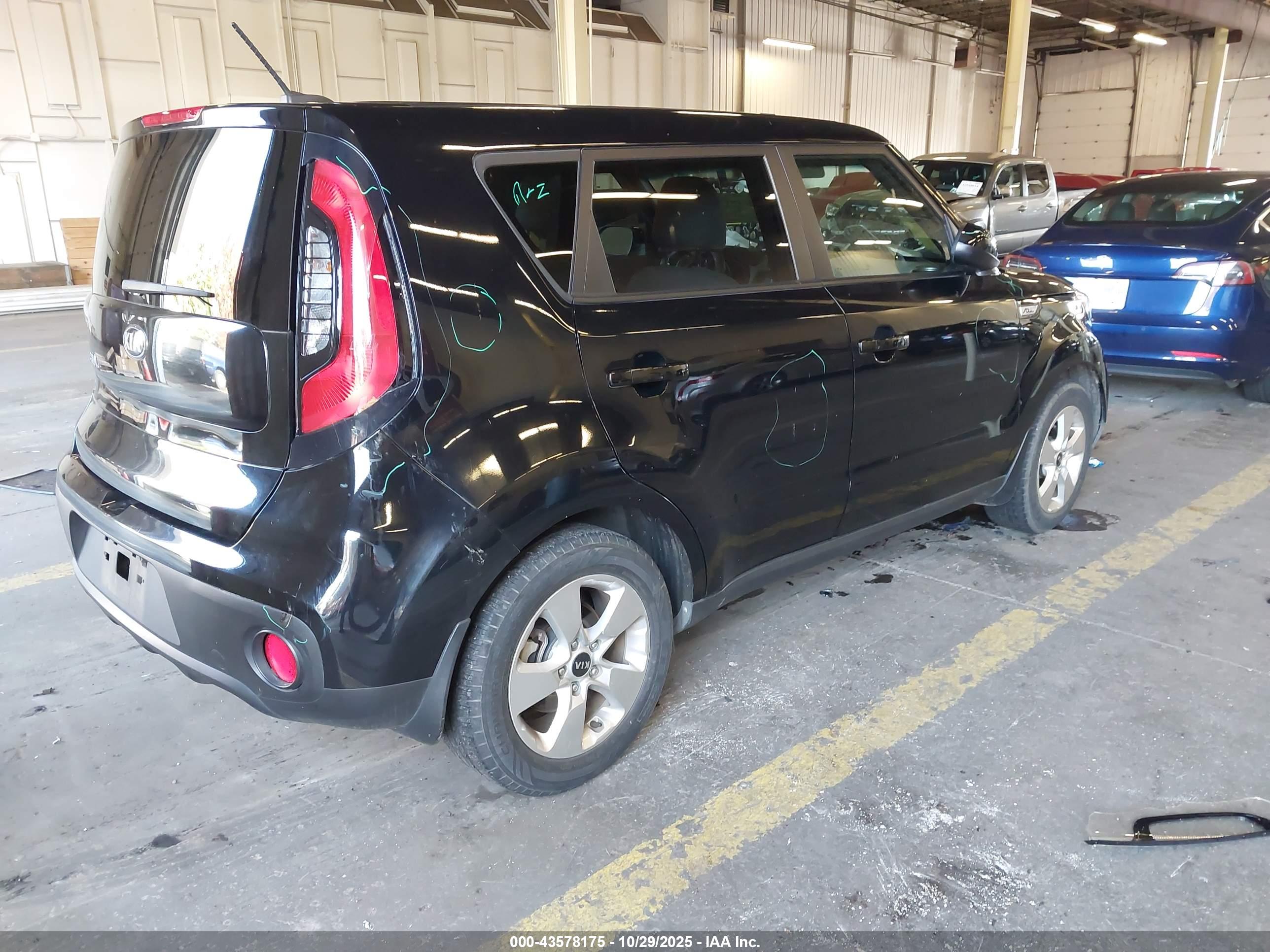 KIA SOUL image 4