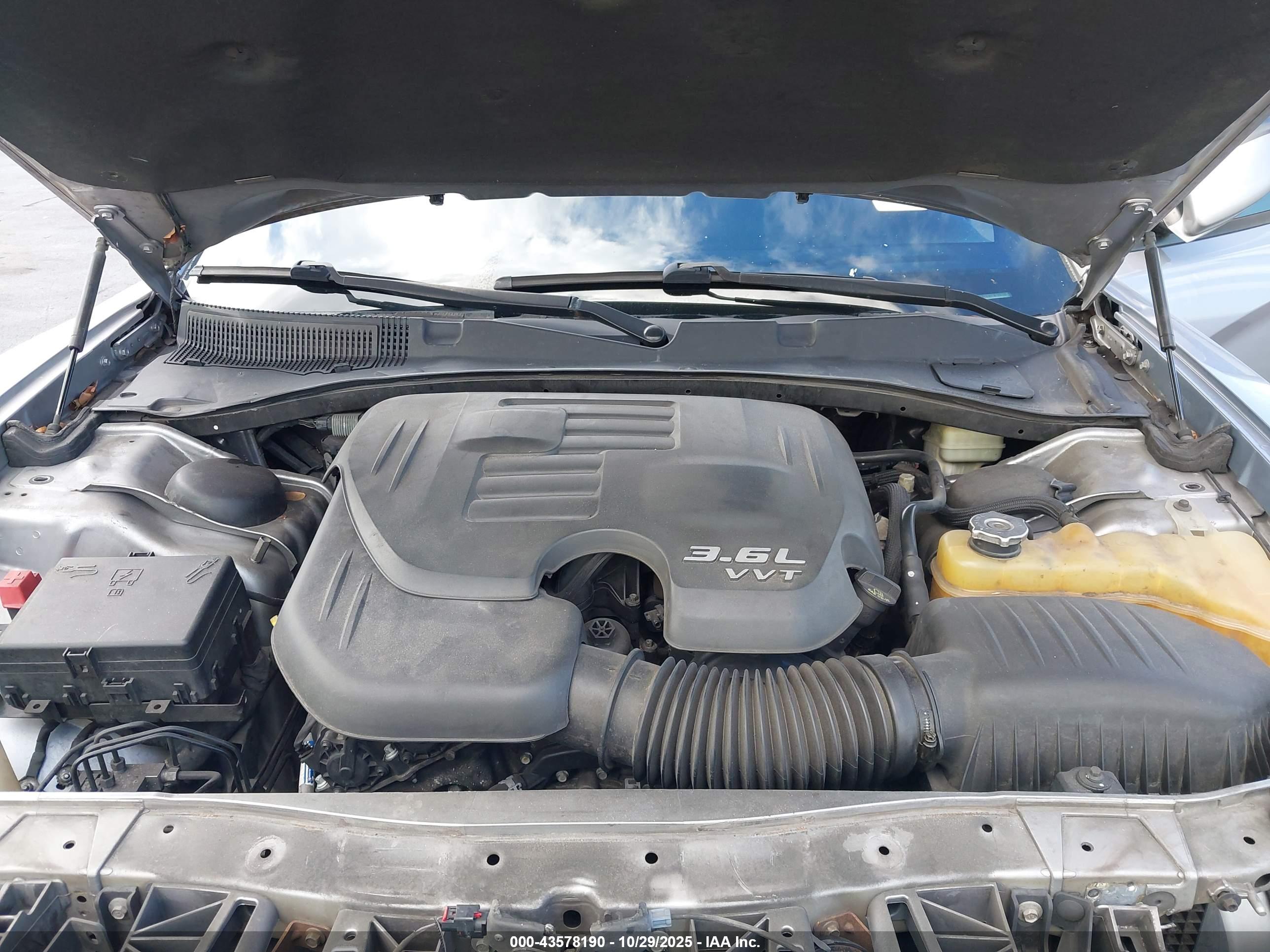 DODGE CHARGER image 10
