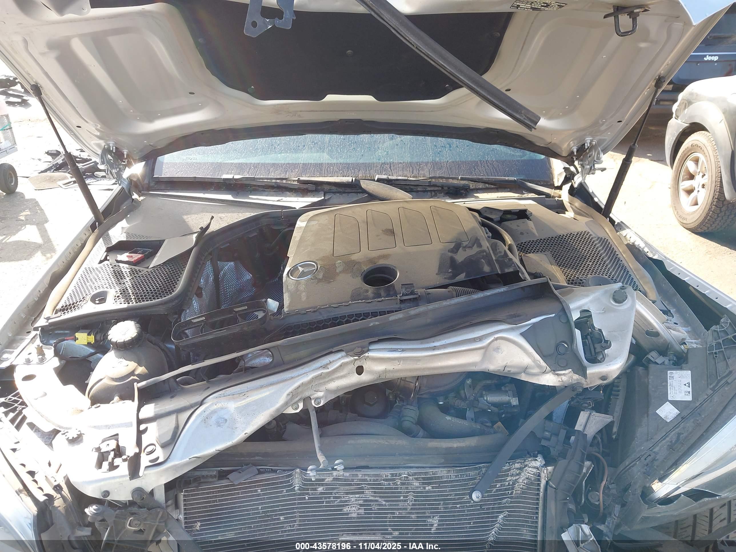 MERCEDES-BENZ C image 10