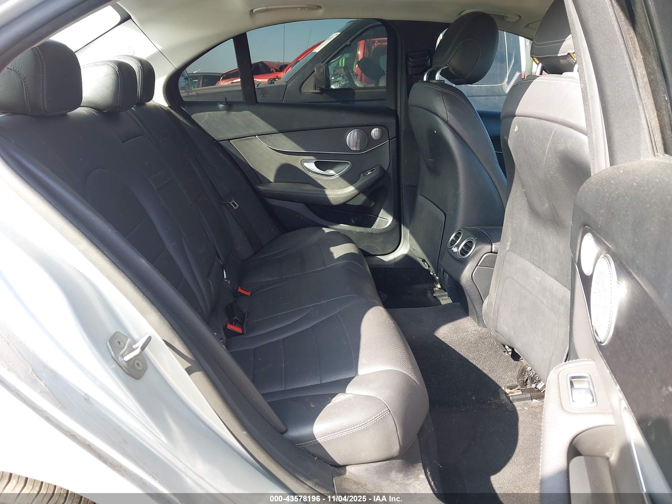 MERCEDES-BENZ C image 8