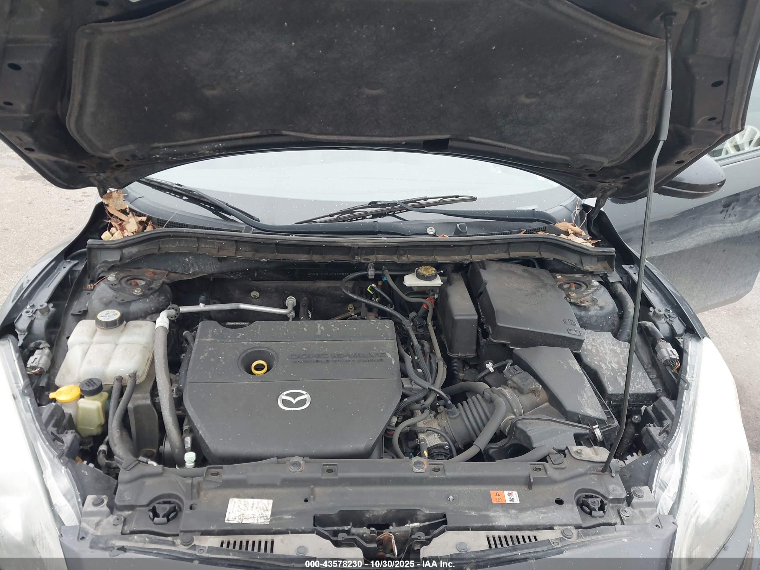 MAZDA MAZDA3 image 10