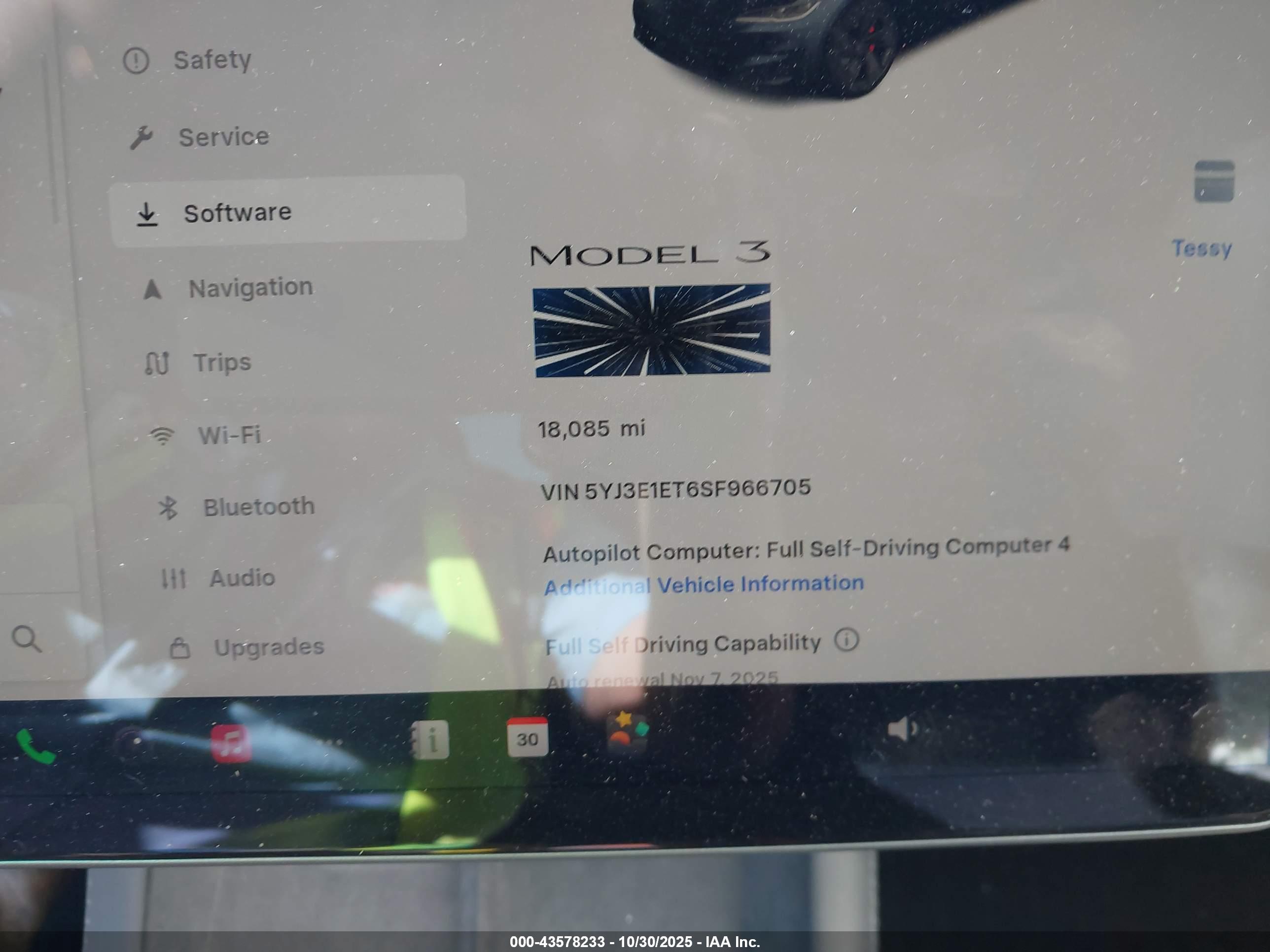 TESLA MODEL image 7