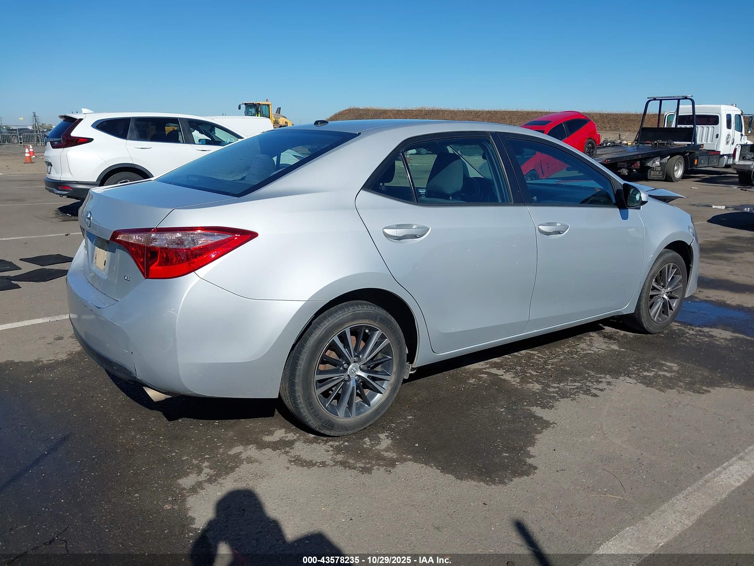 TOYOTA COROLLA image 4