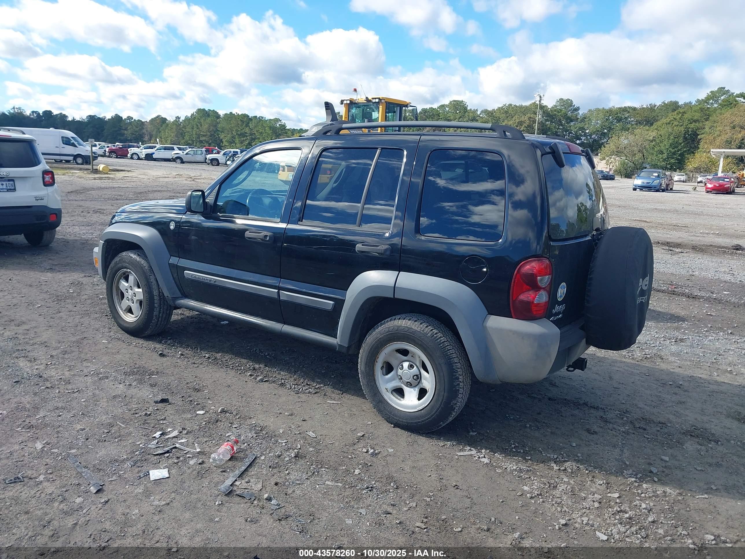 JEEP LIBERTY image 3