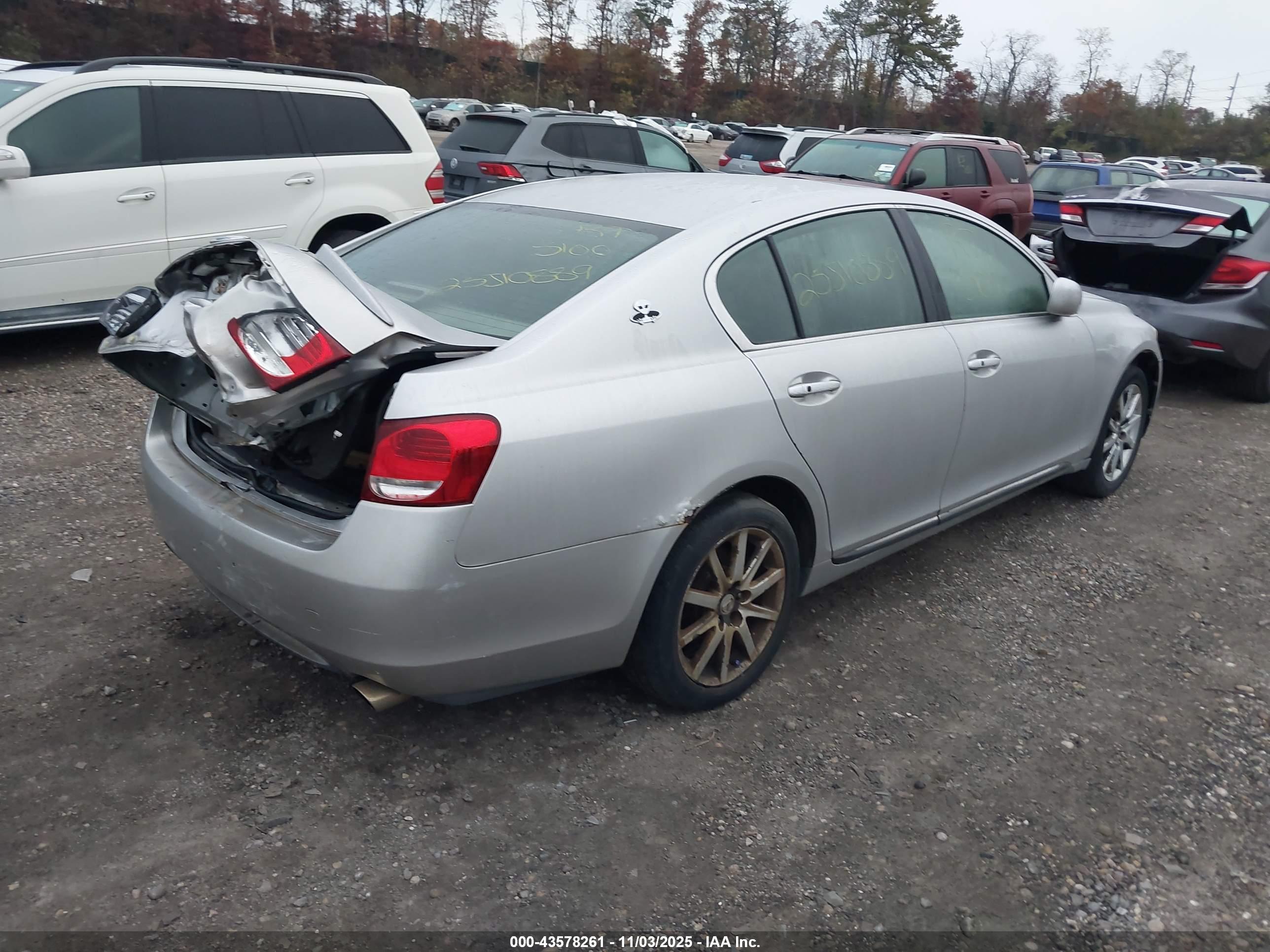 LEXUS GS image 4