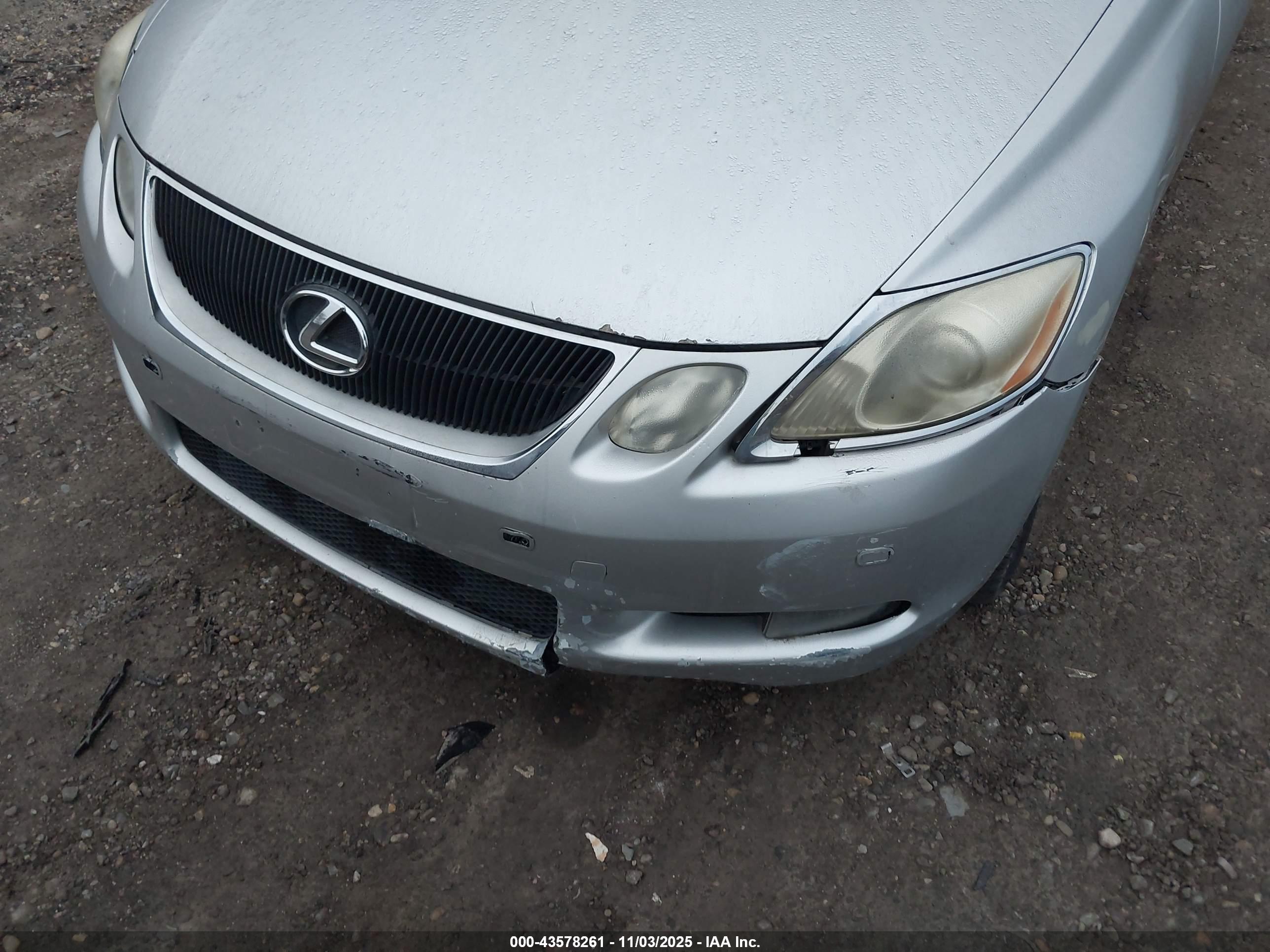 LEXUS GS image 6