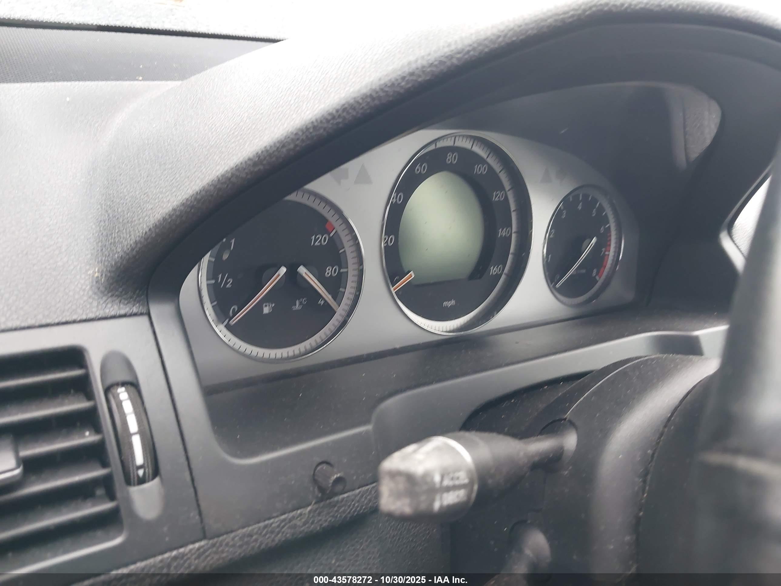 MERCEDES-BENZ C image 7