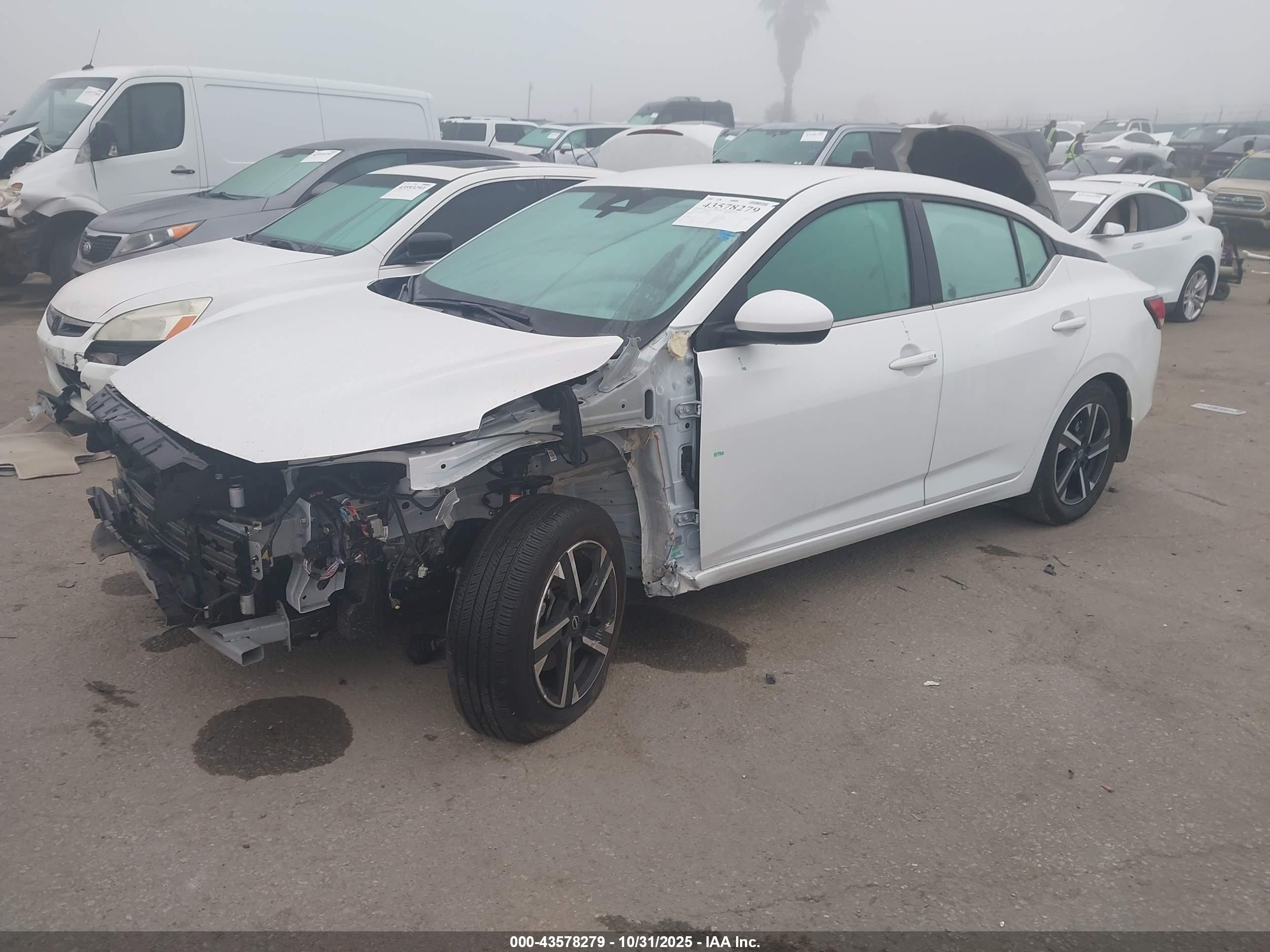 NISSAN SENTRA image 2