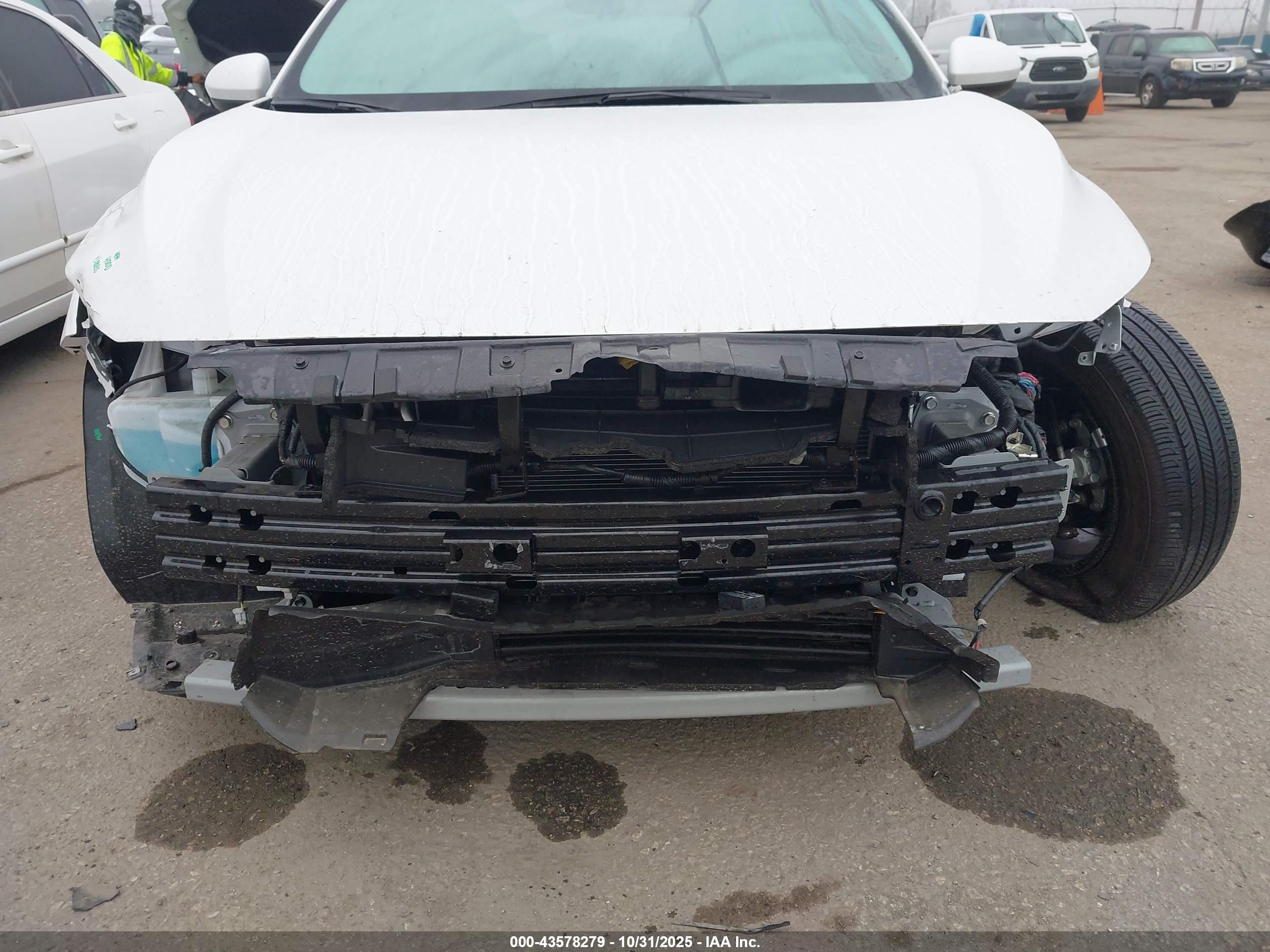 NISSAN SENTRA image 6
