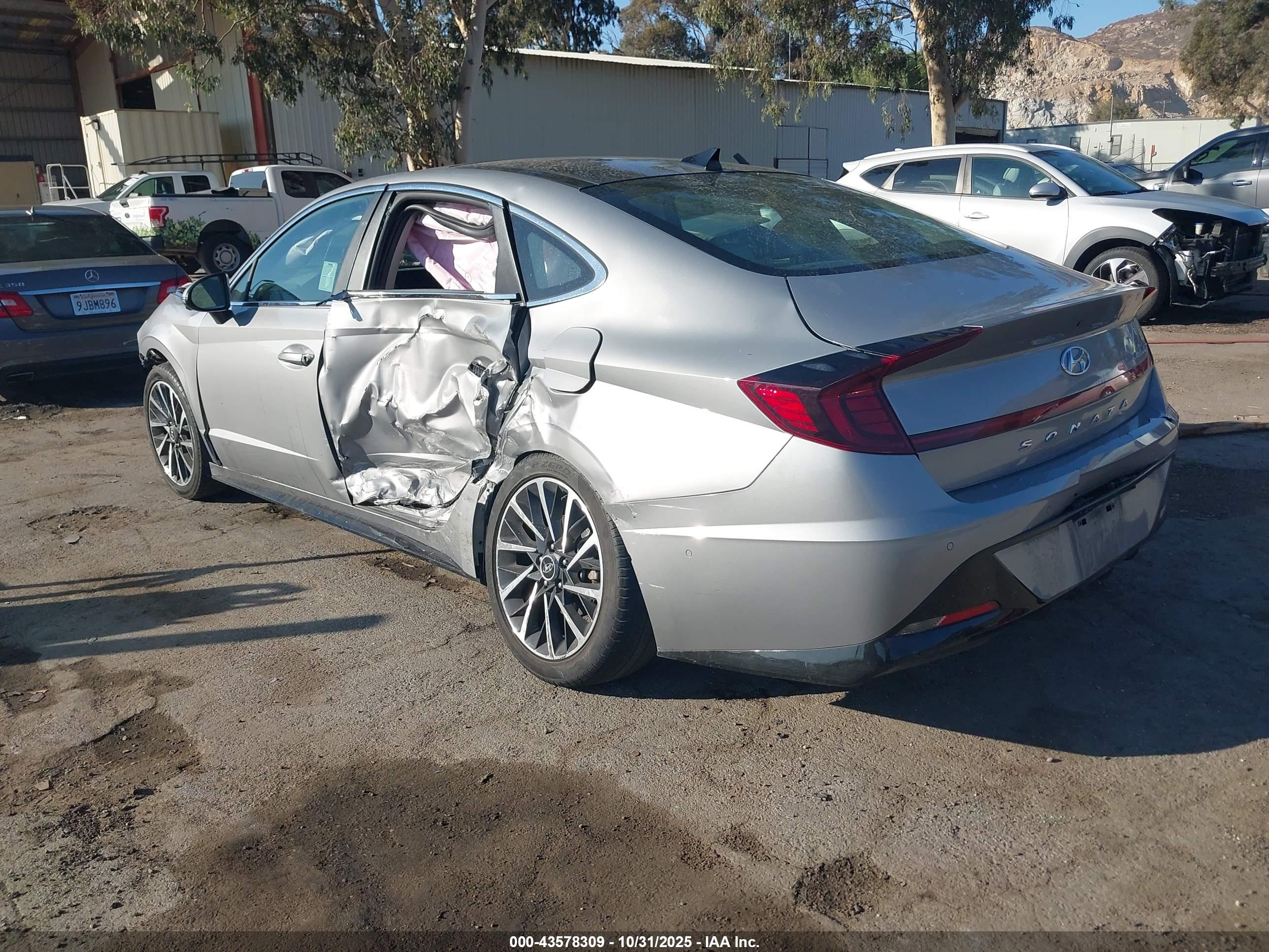 HYUNDAI SONATA image 3