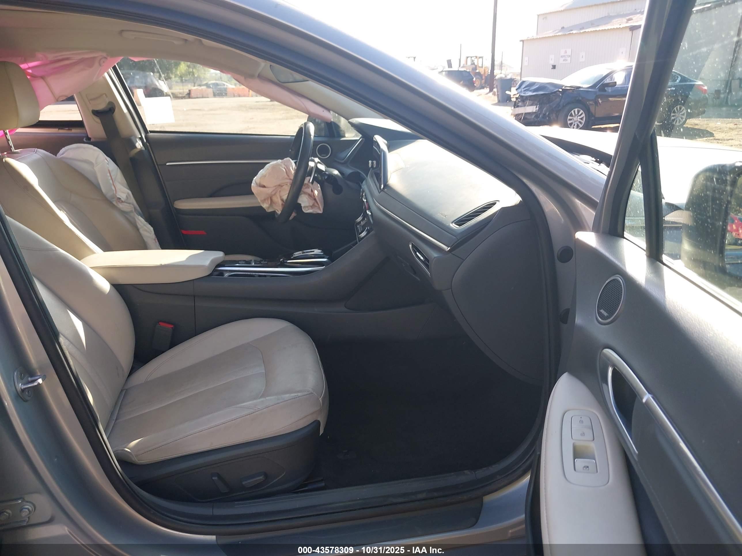 HYUNDAI SONATA image 5
