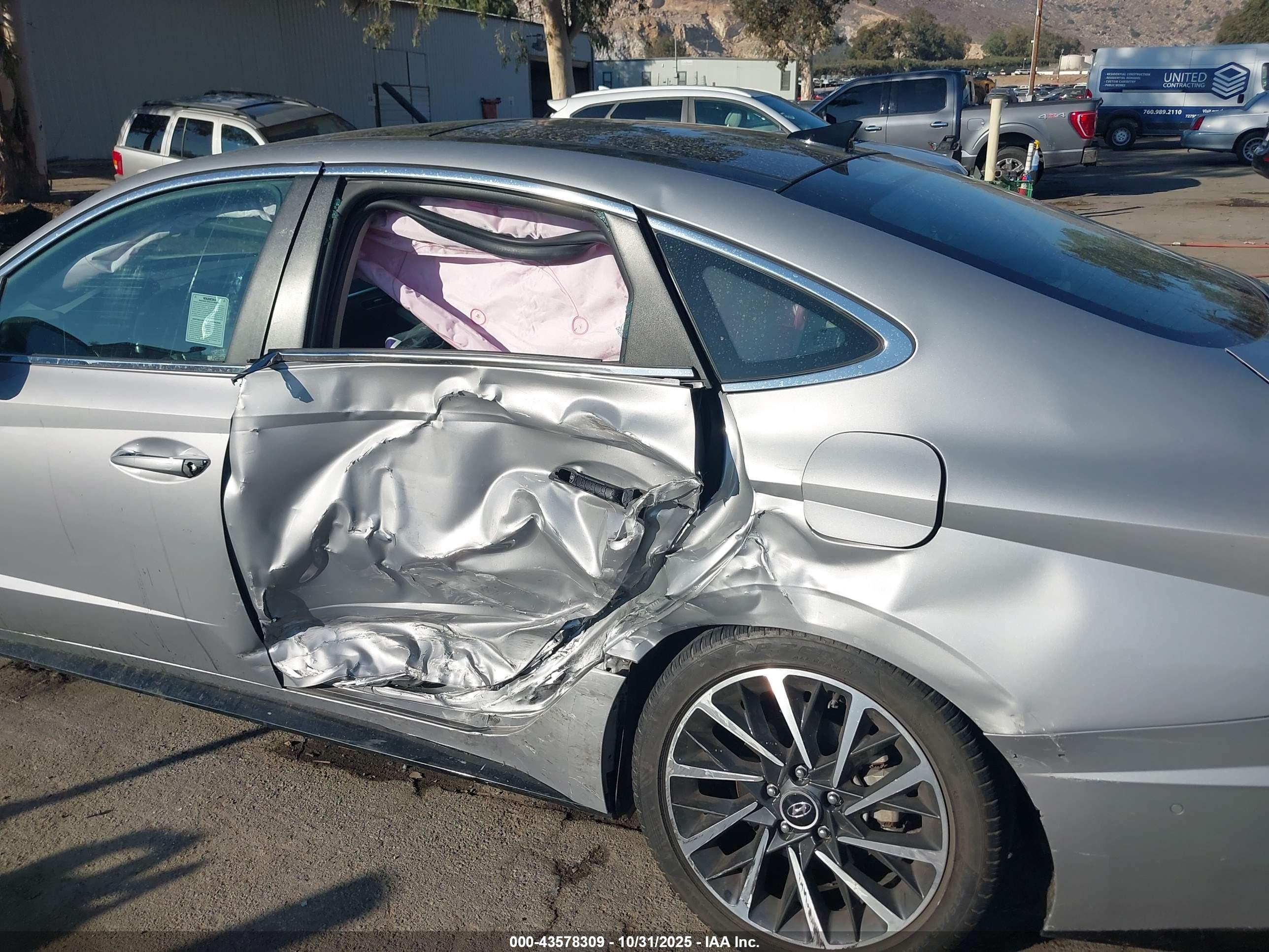 HYUNDAI SONATA image 6