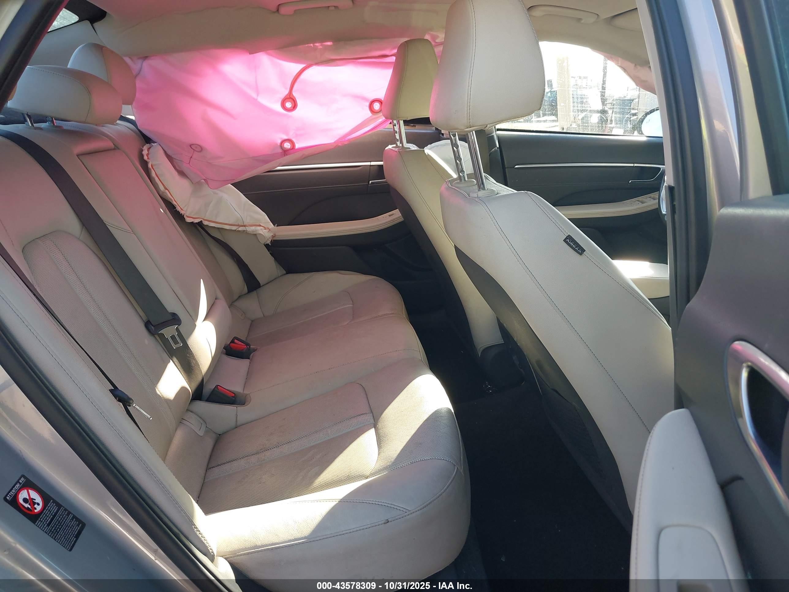HYUNDAI SONATA image 8