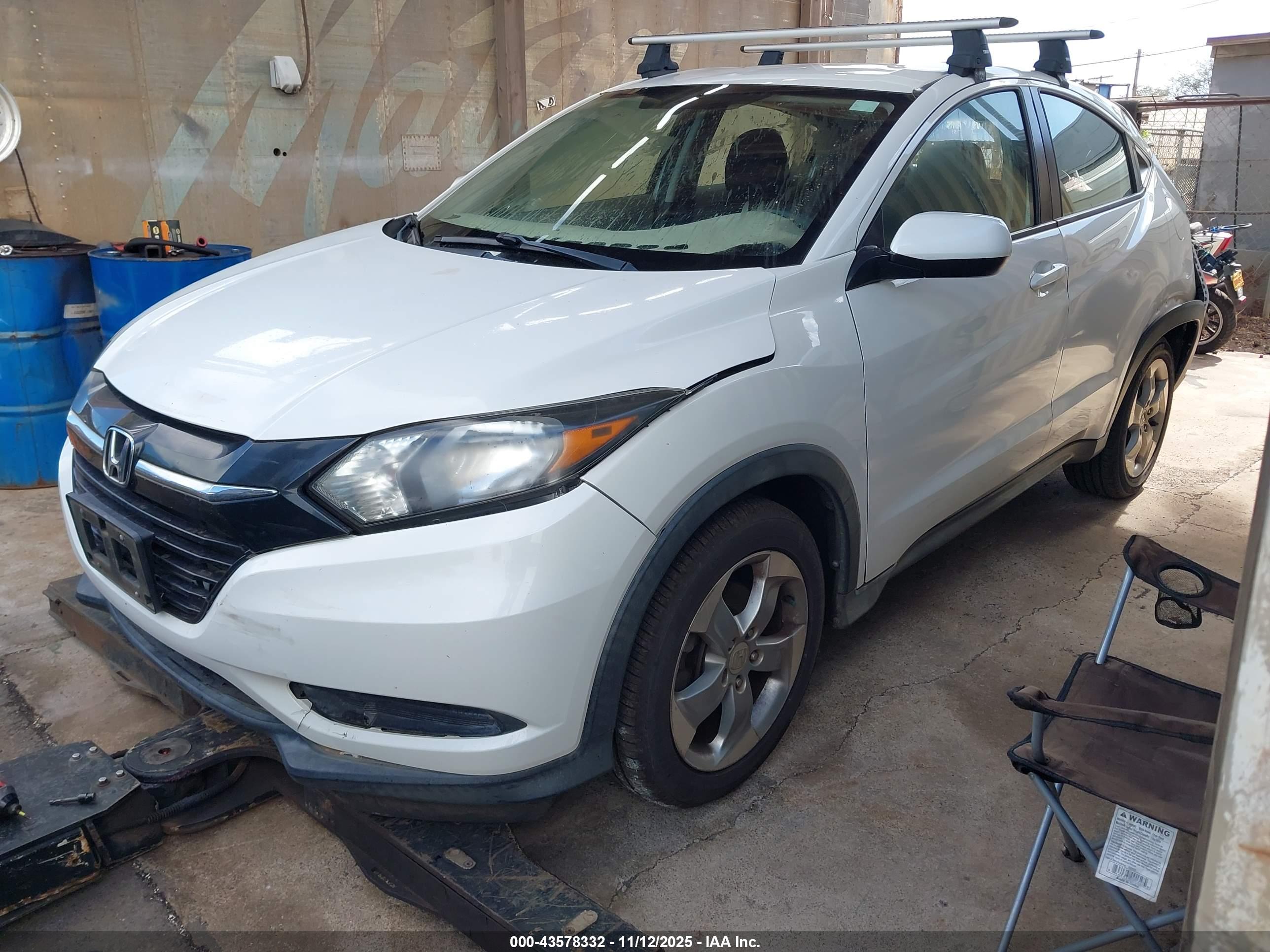 HONDA HR-V image 2