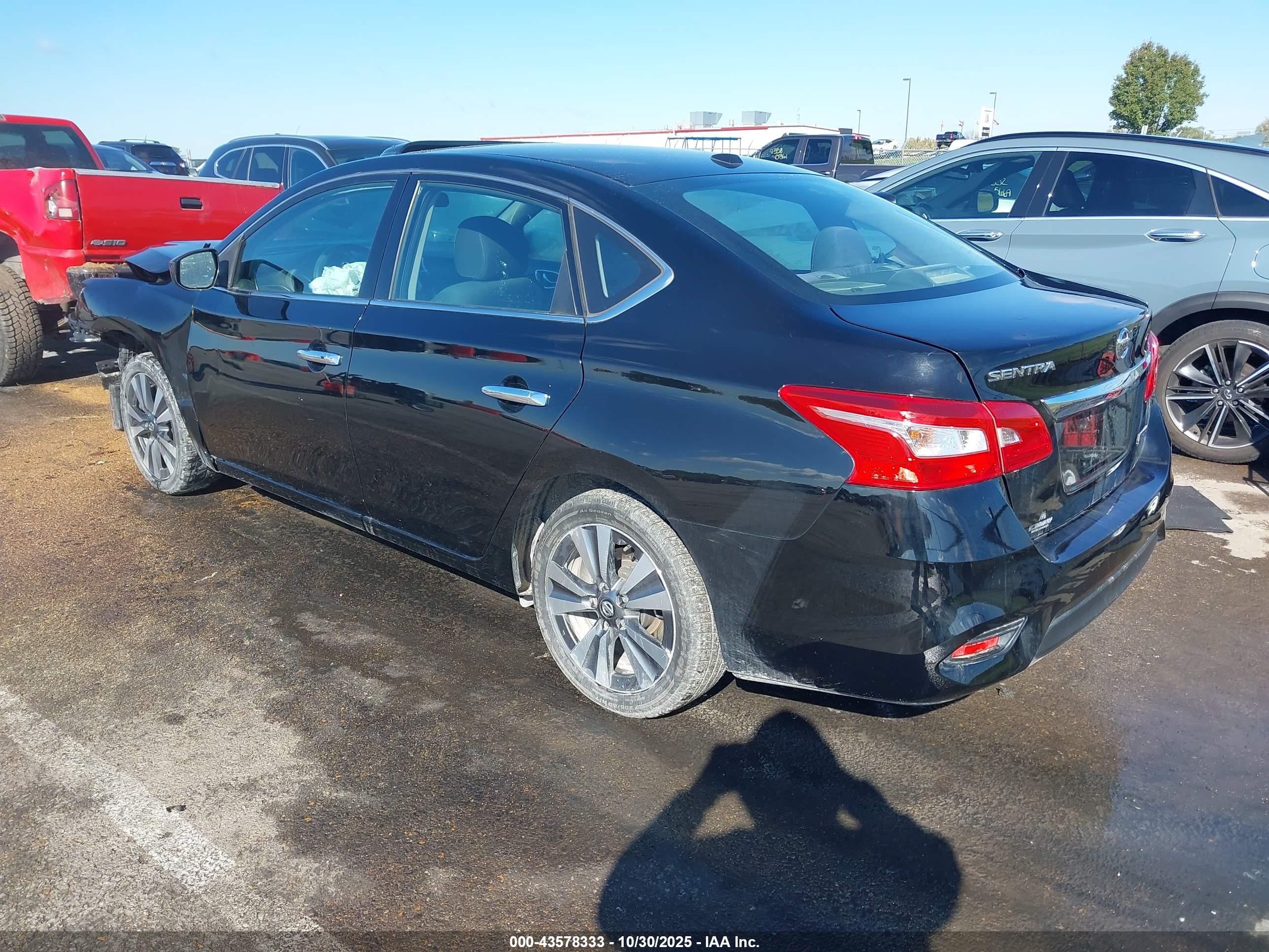 NISSAN SENTRA image 3