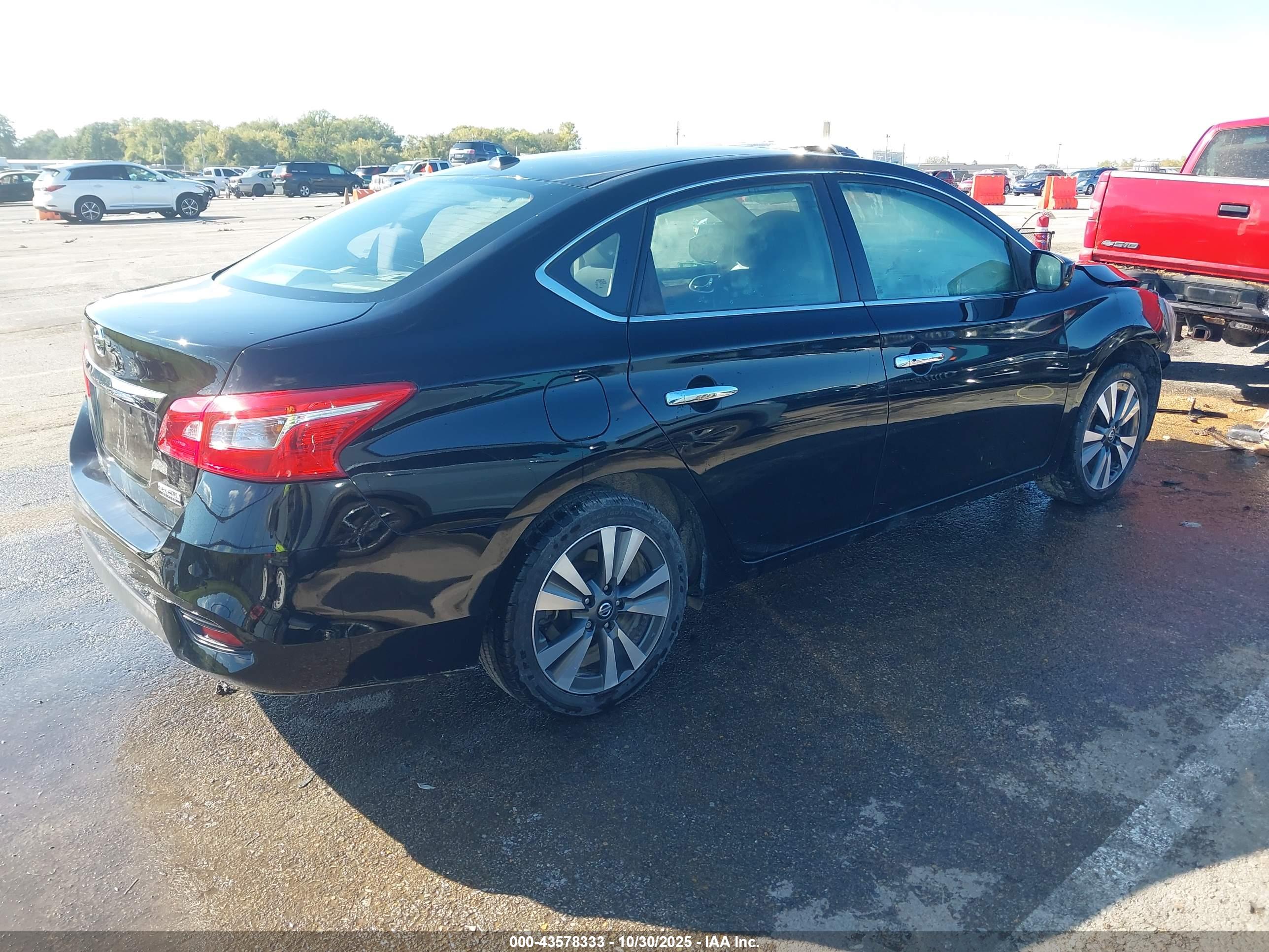 NISSAN SENTRA image 4