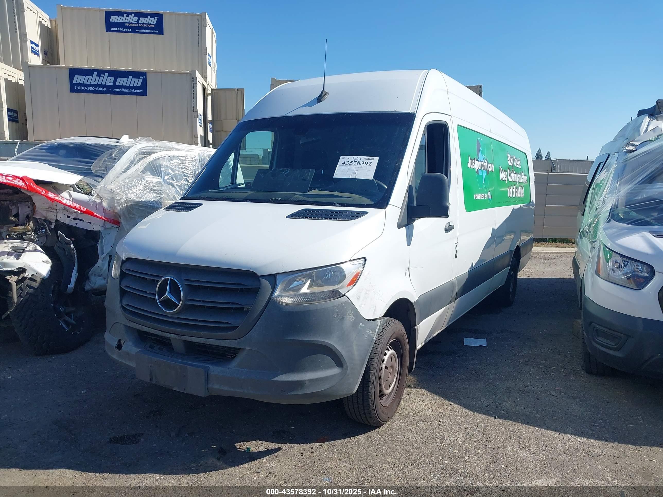 MERCEDES-BENZ SPRINTER image 2