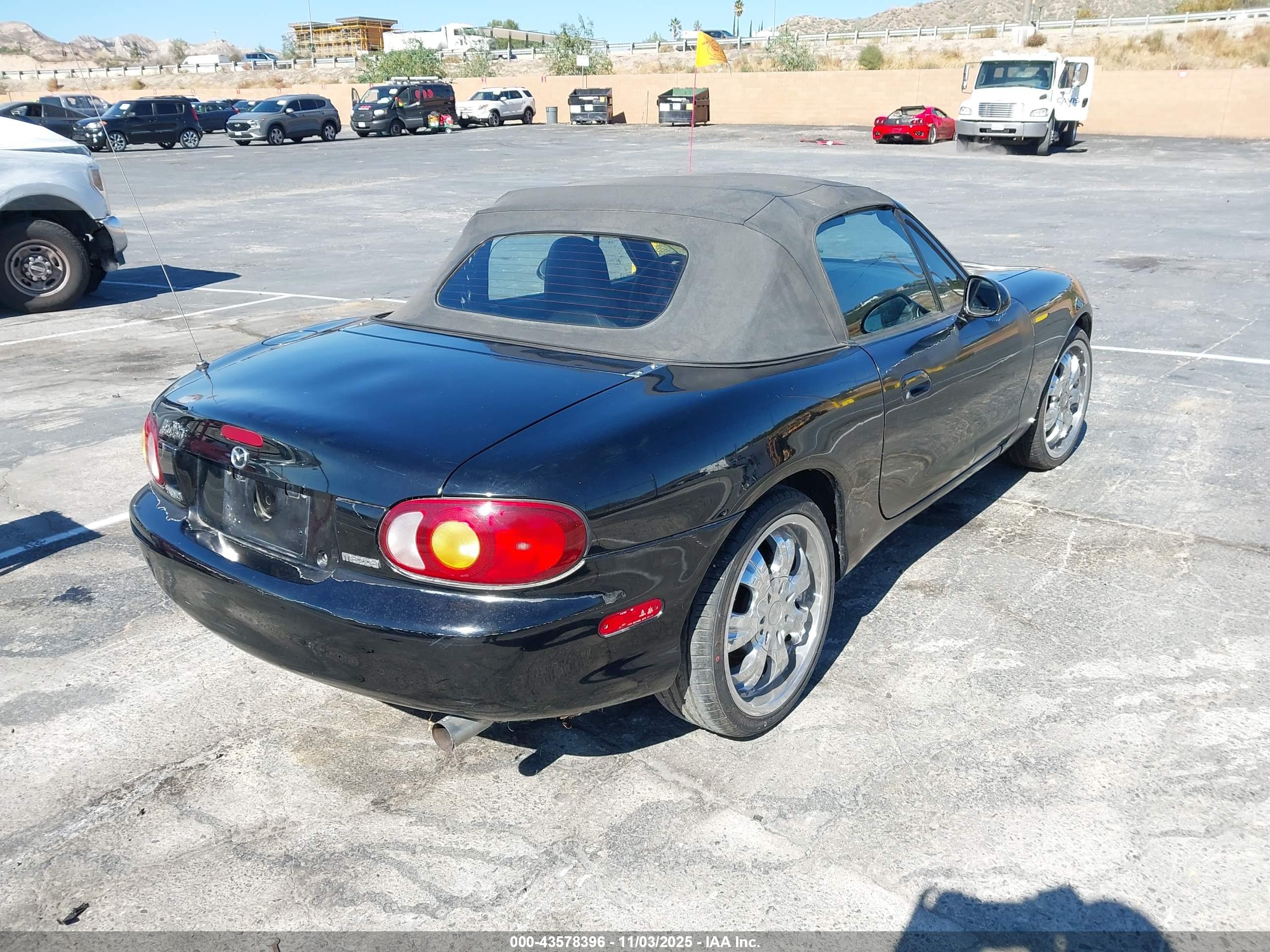 MAZDA MX-5 image 4