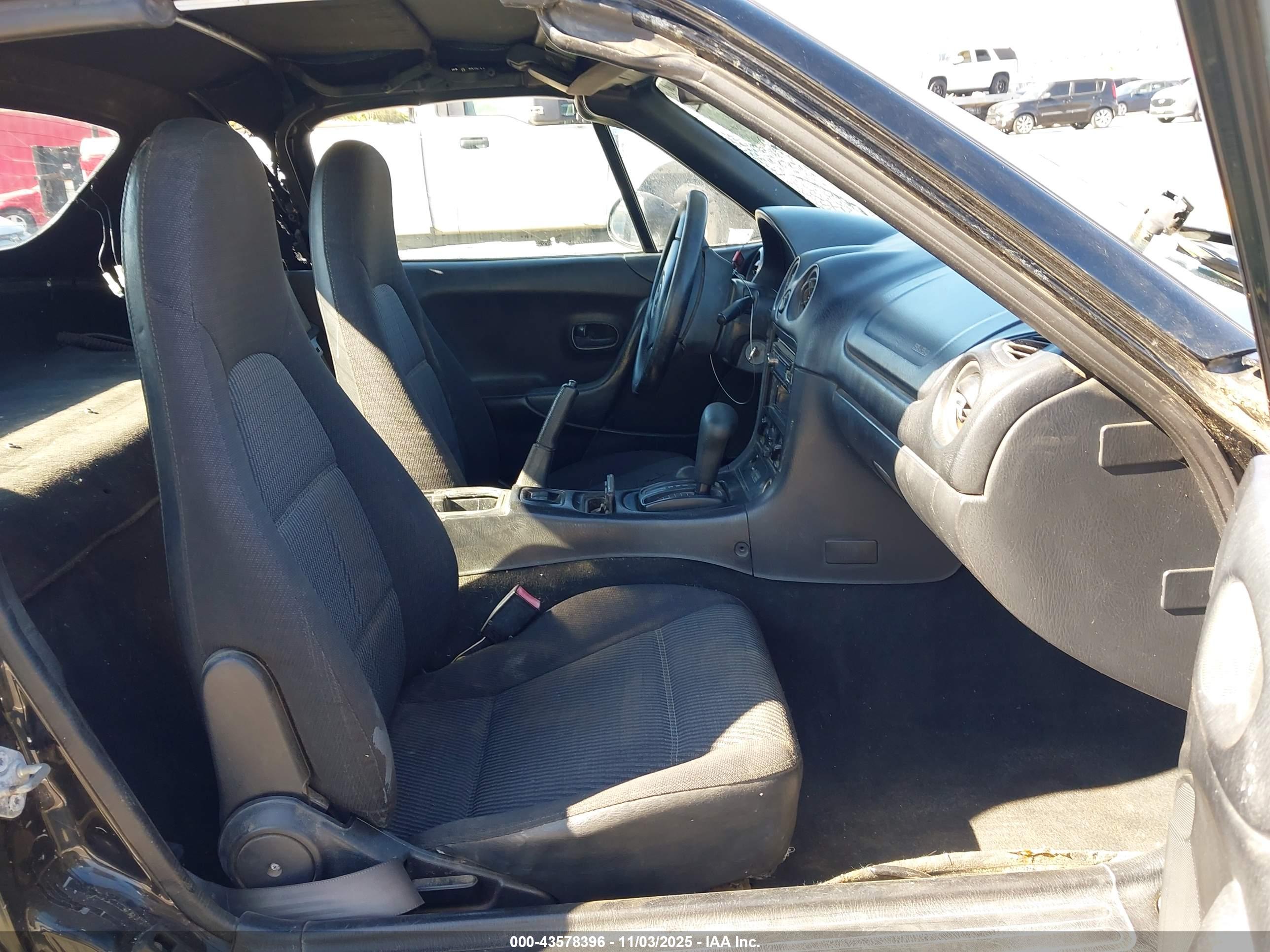 MAZDA MX-5 image 5