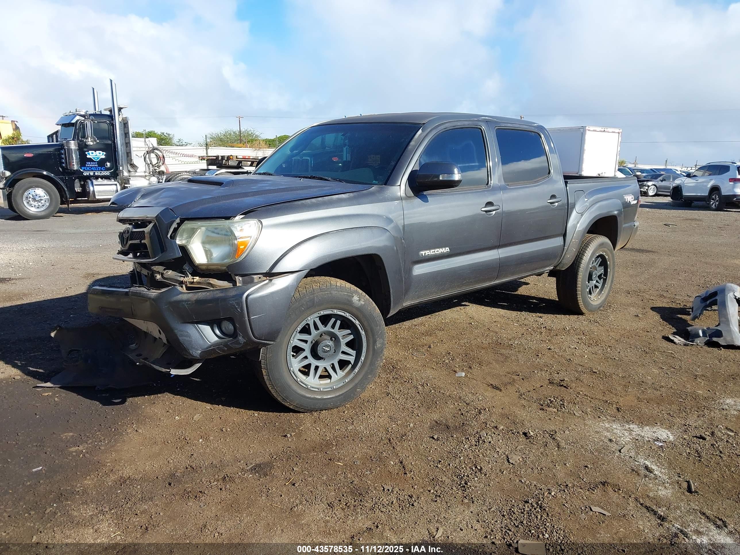 TOYOTA TACOMA image 2
