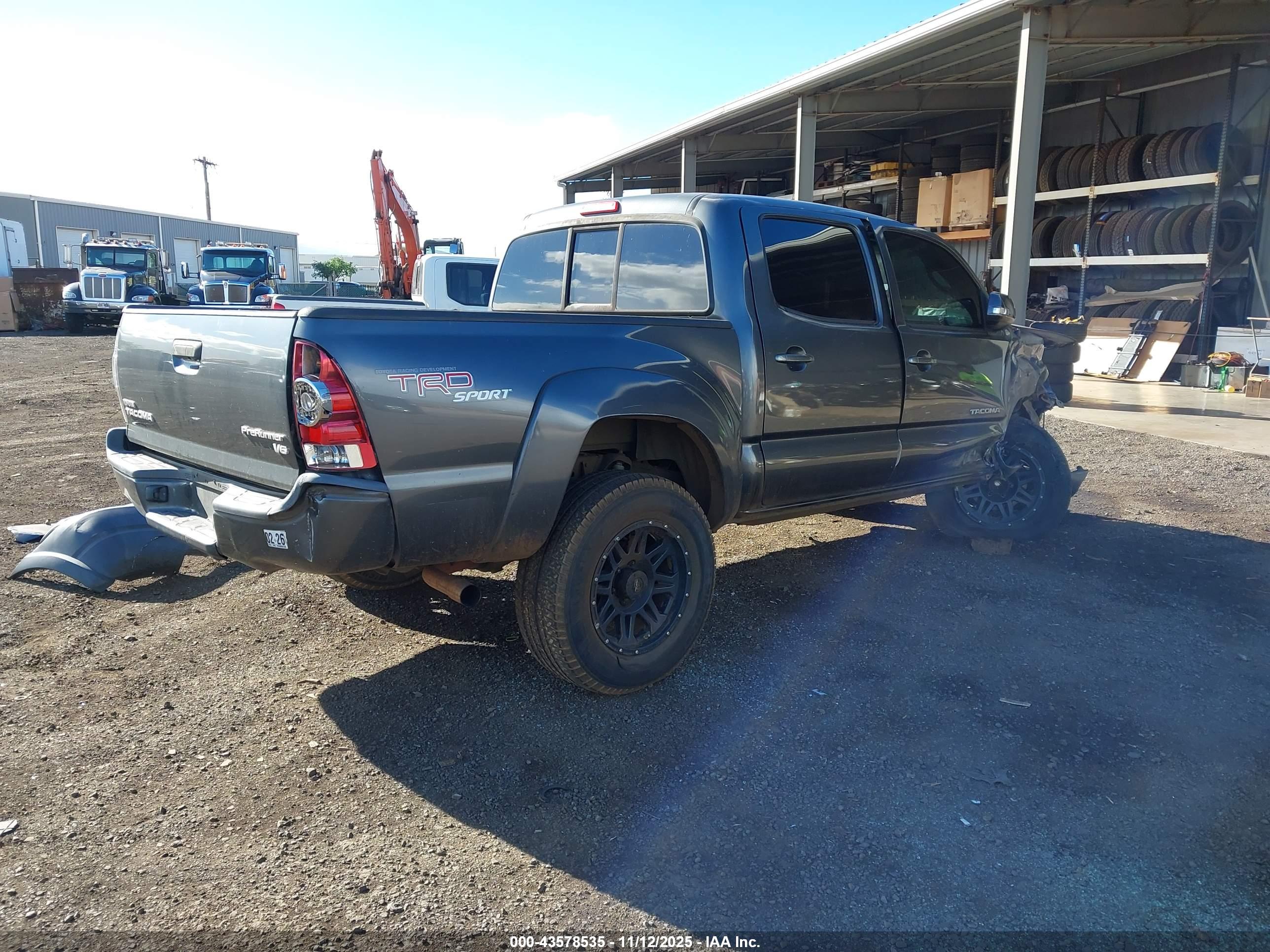 TOYOTA TACOMA image 4