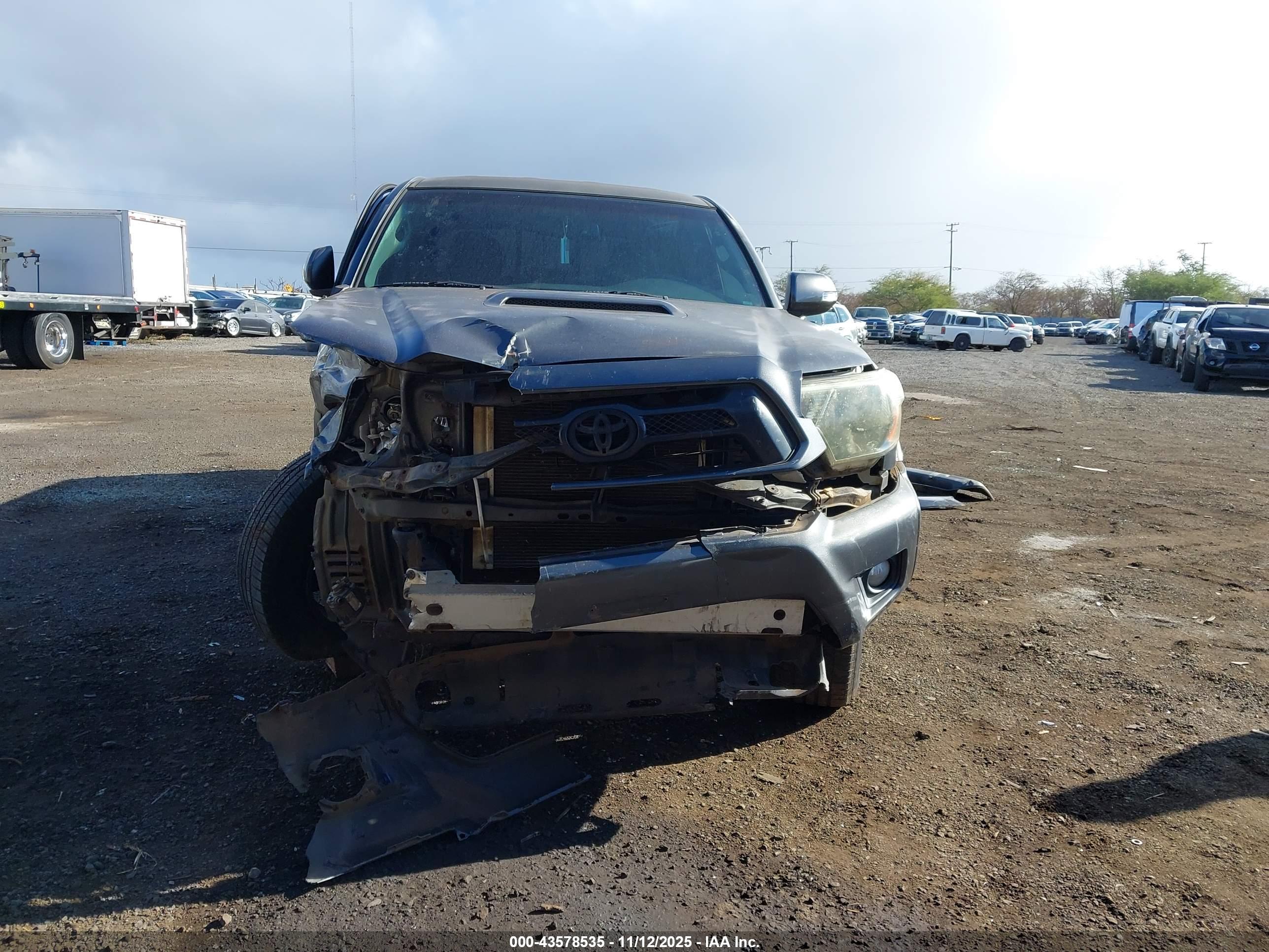TOYOTA TACOMA image 6