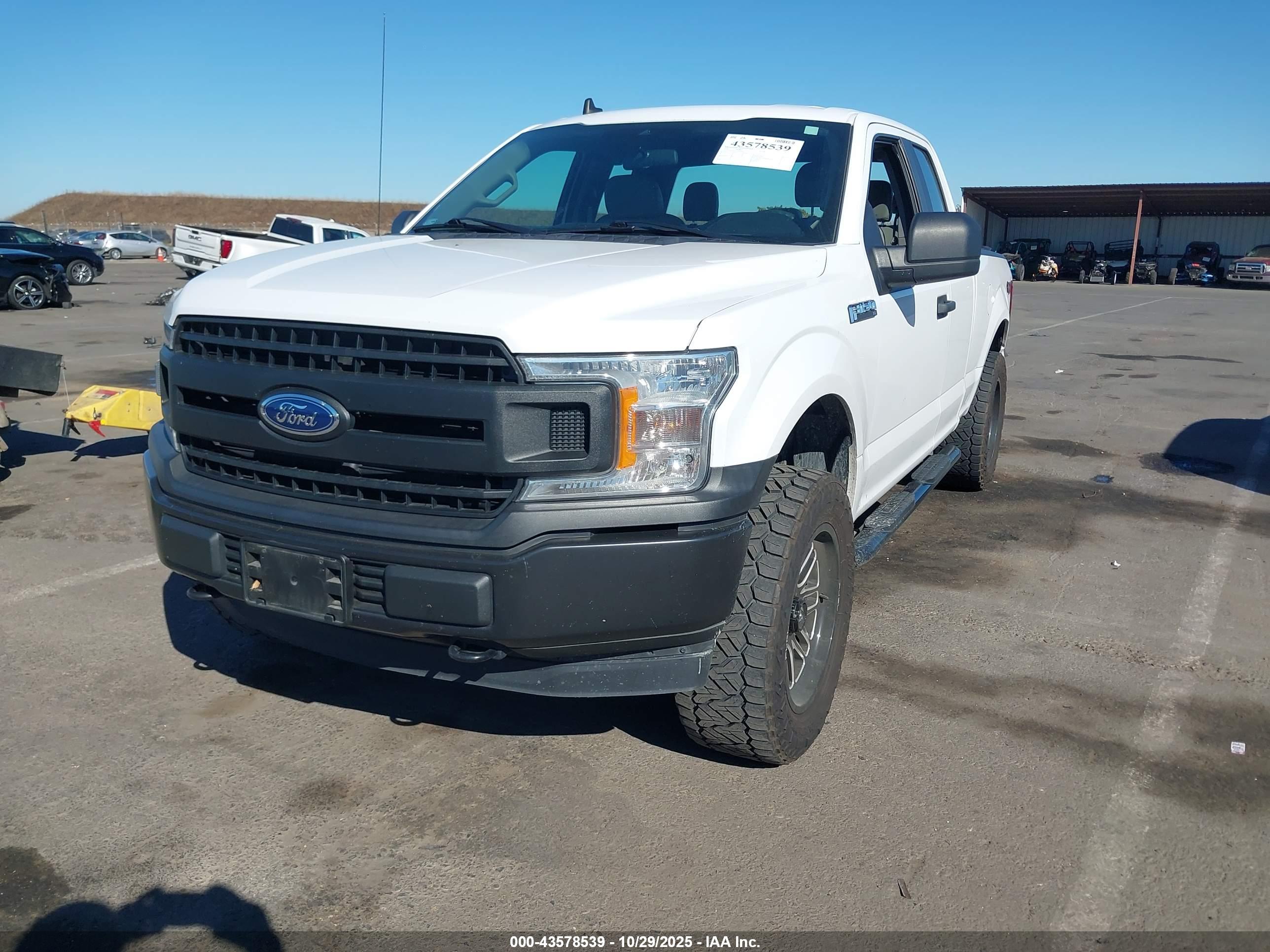 FORD F-150 image 2