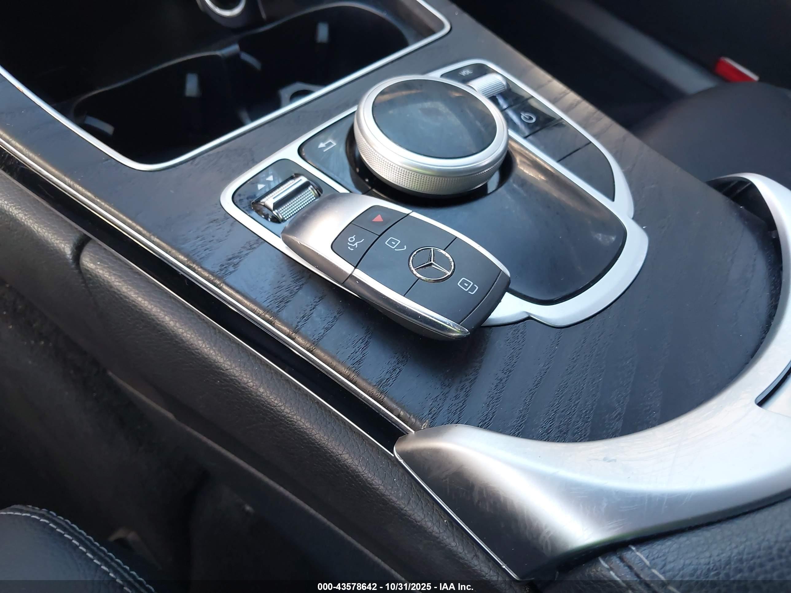 MERCEDES-BENZ C image 11