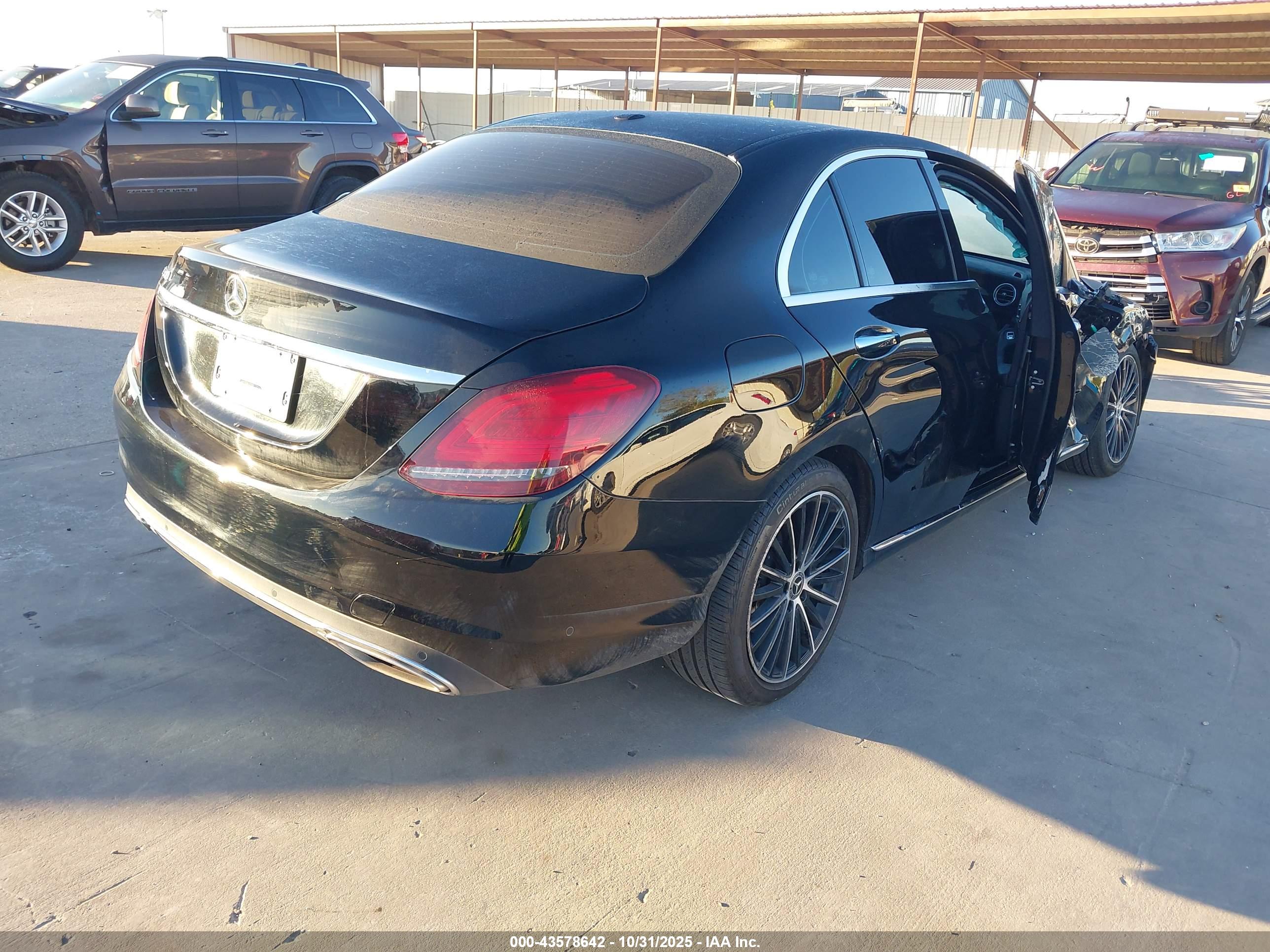 MERCEDES-BENZ C image 4
