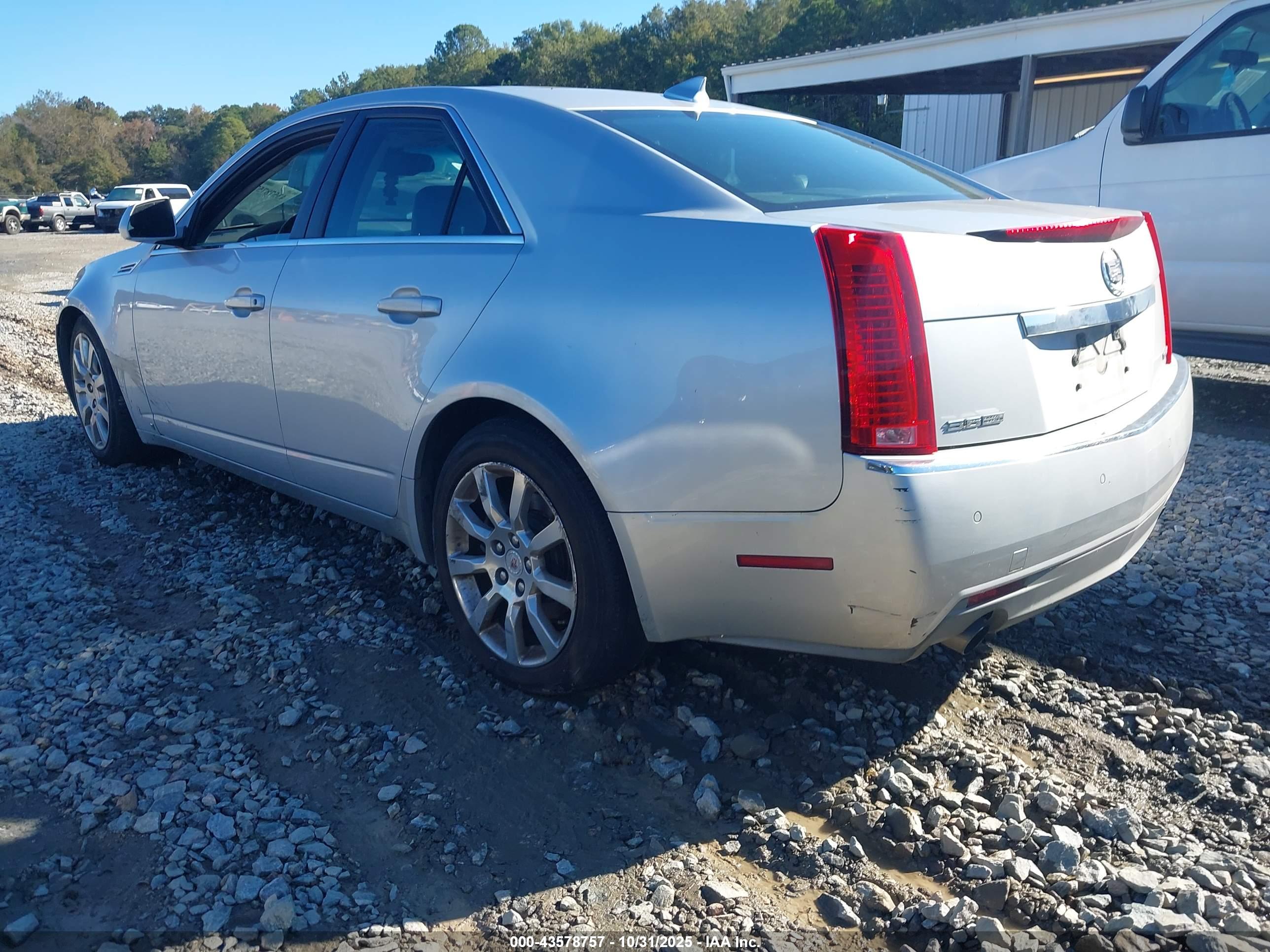 CADILLAC CTS image 3