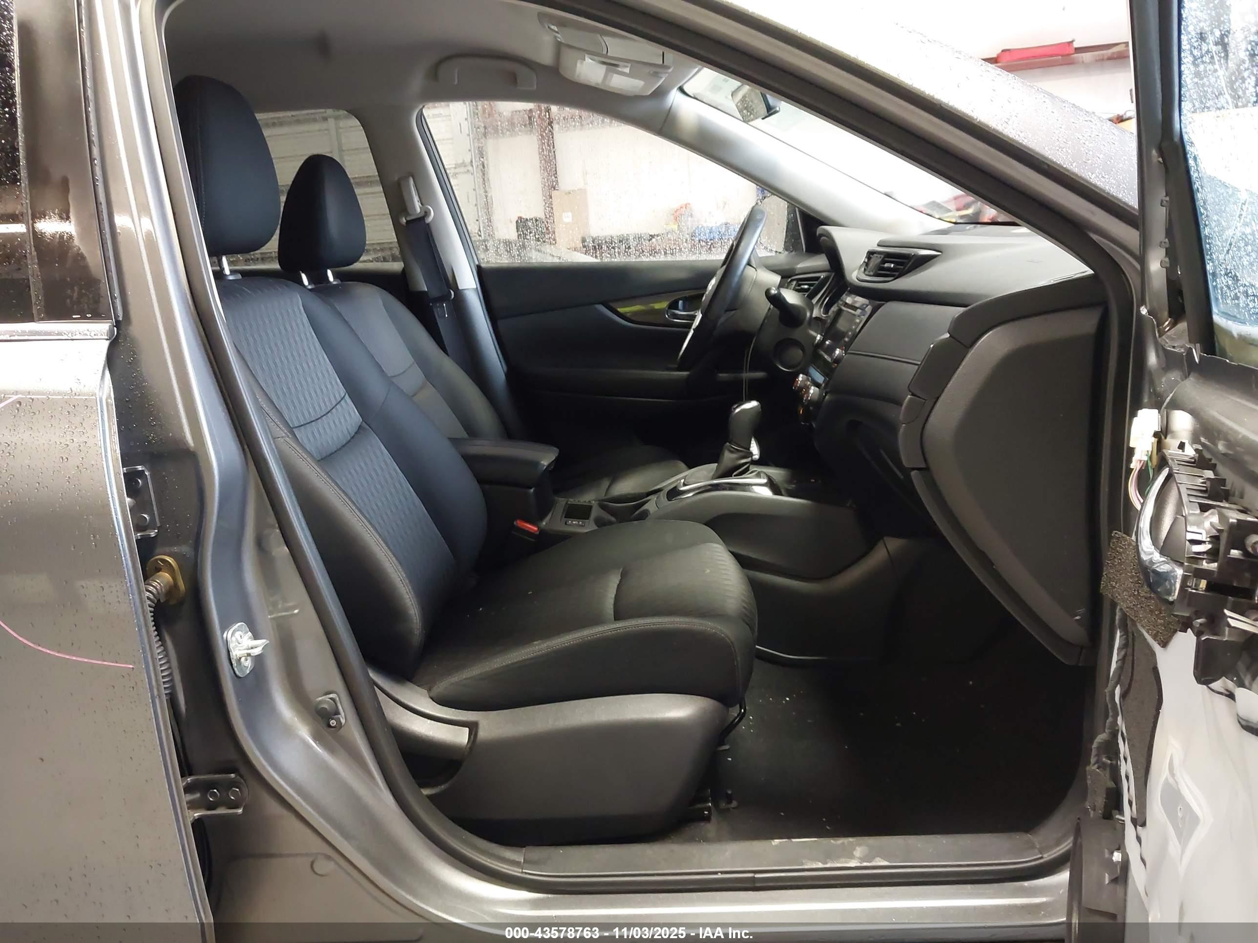 NISSAN ROGUE image 5
