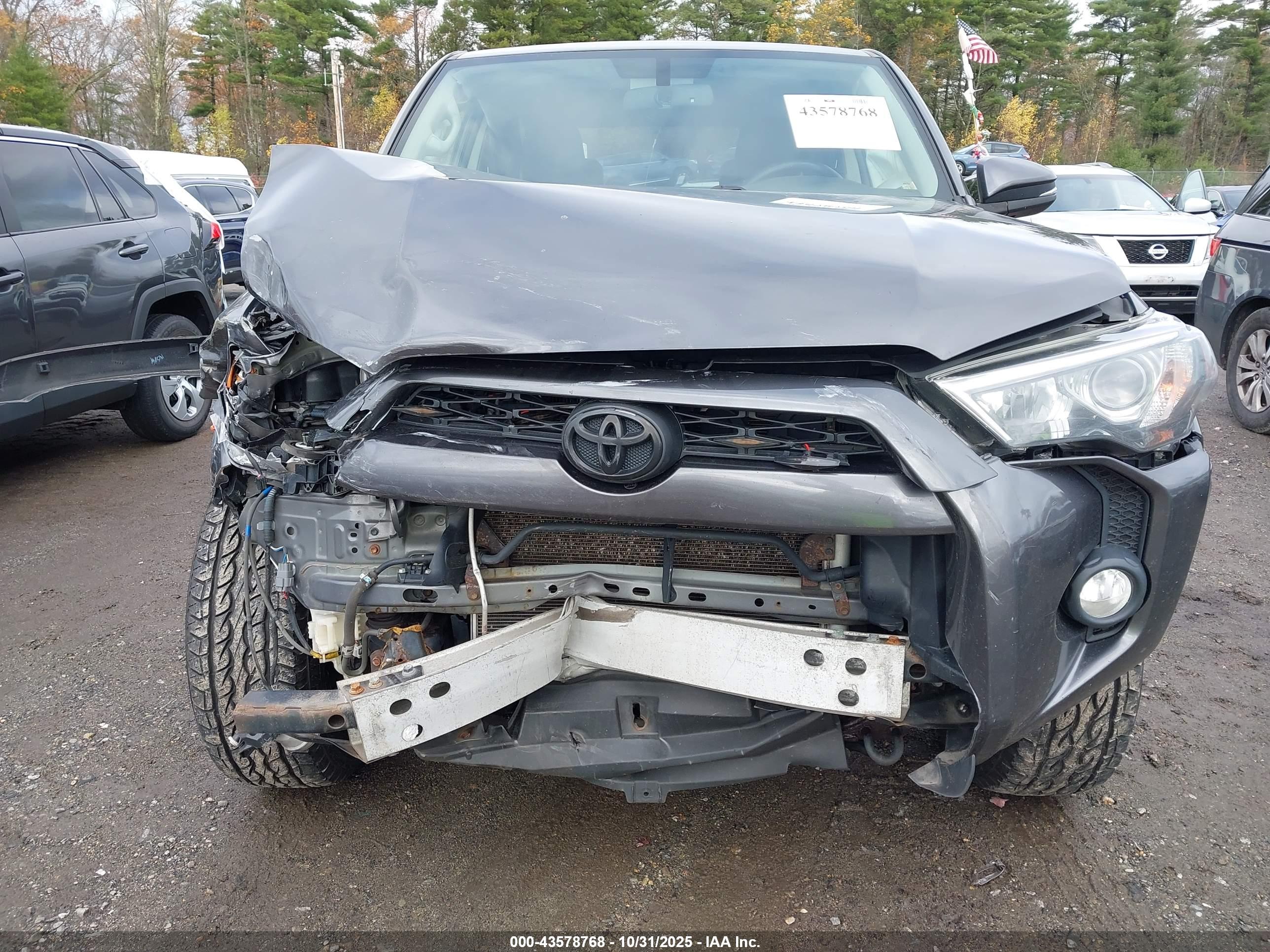 TOYOTA 4RUNNER image 6