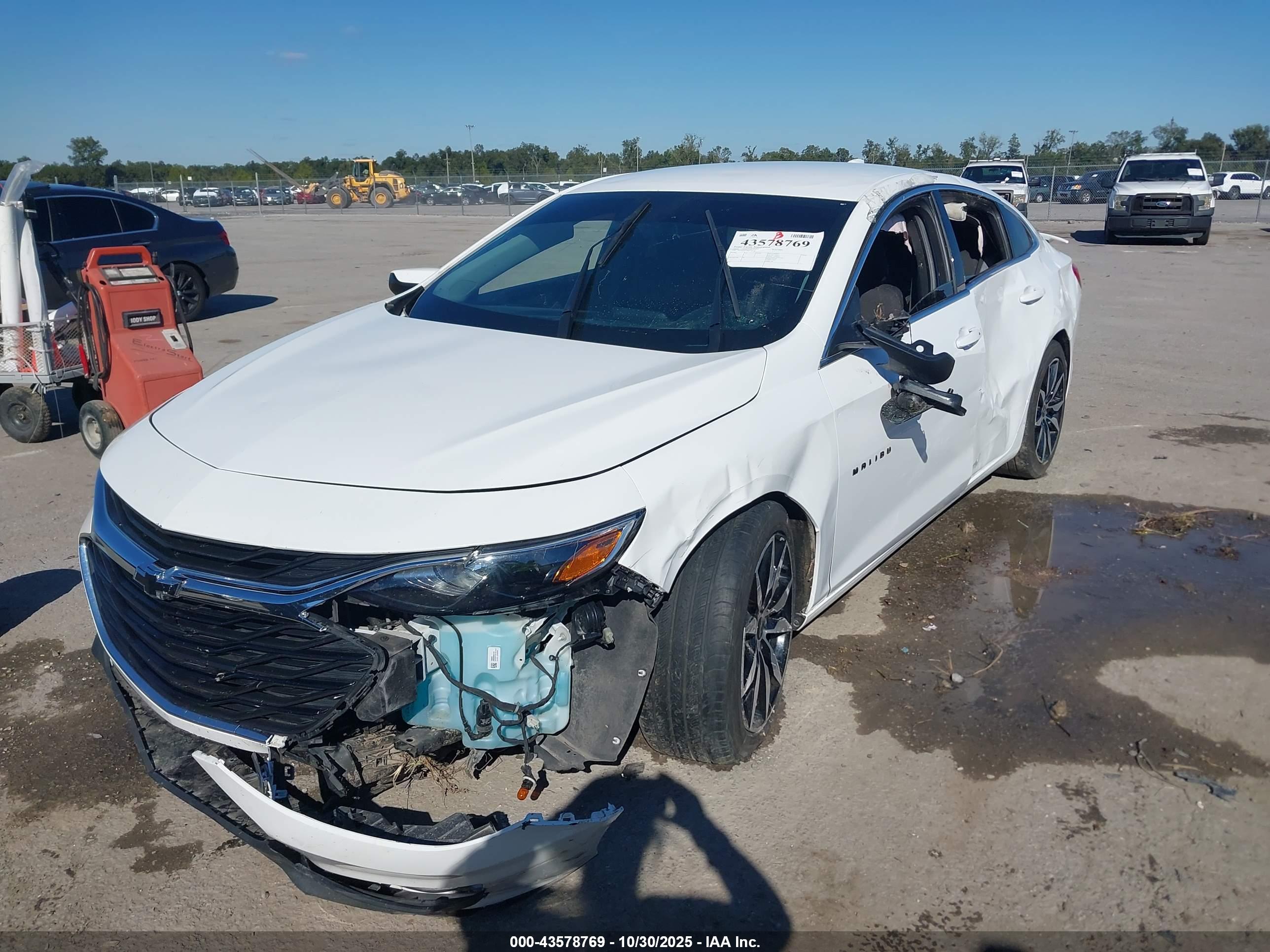 CHEVROLET MALIBU image 6