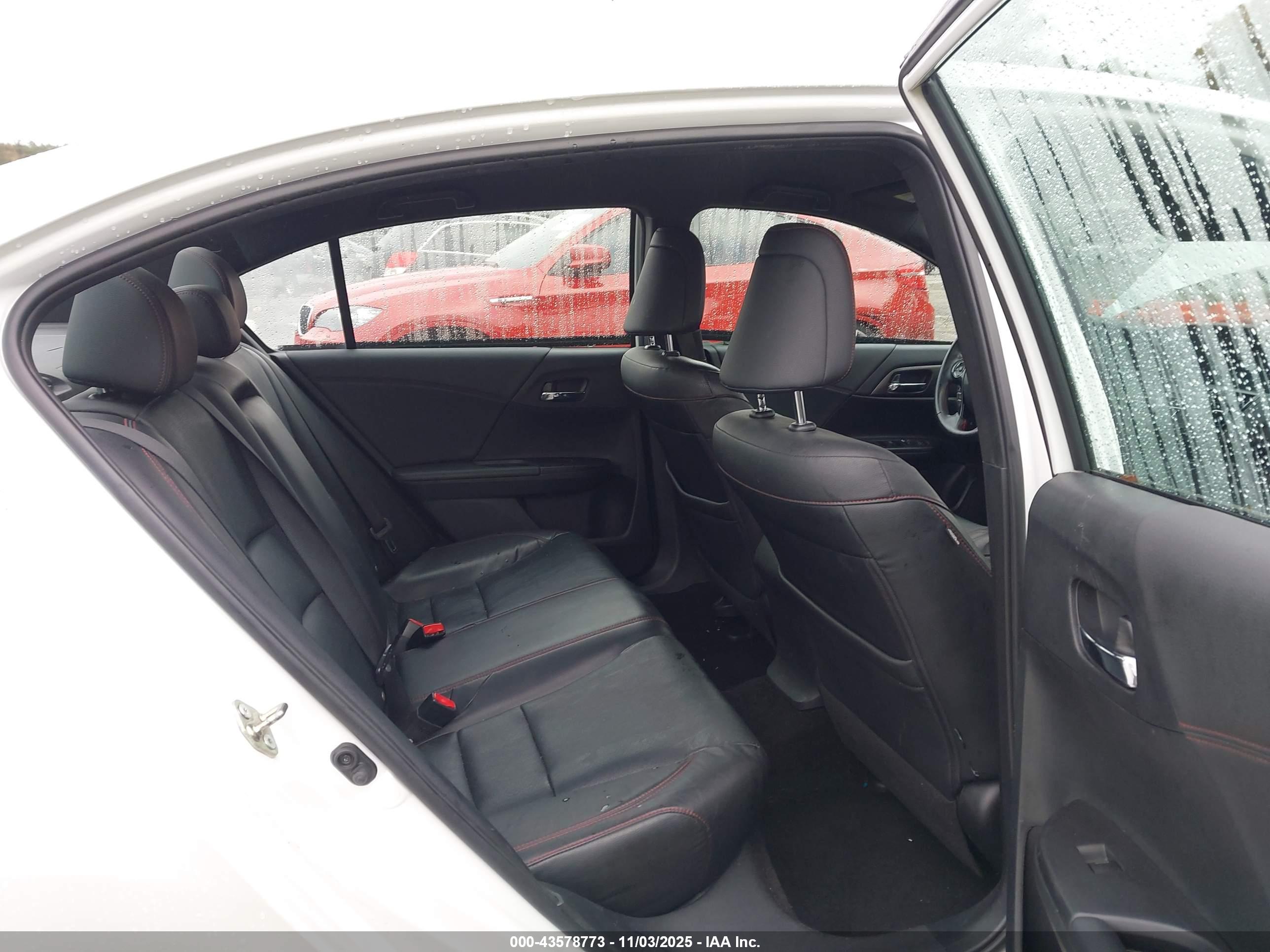 HONDA ACCORD image 8