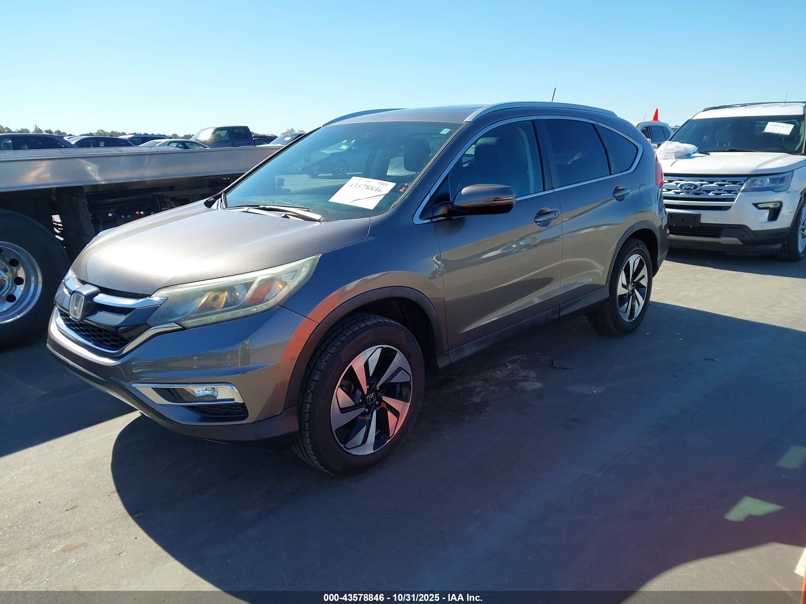 HONDA CR-V image 2