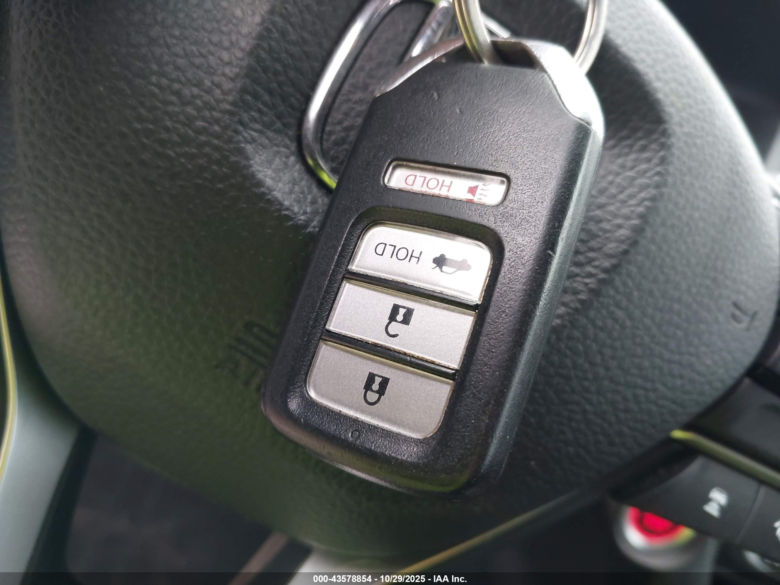 HONDA ACCORD image 11