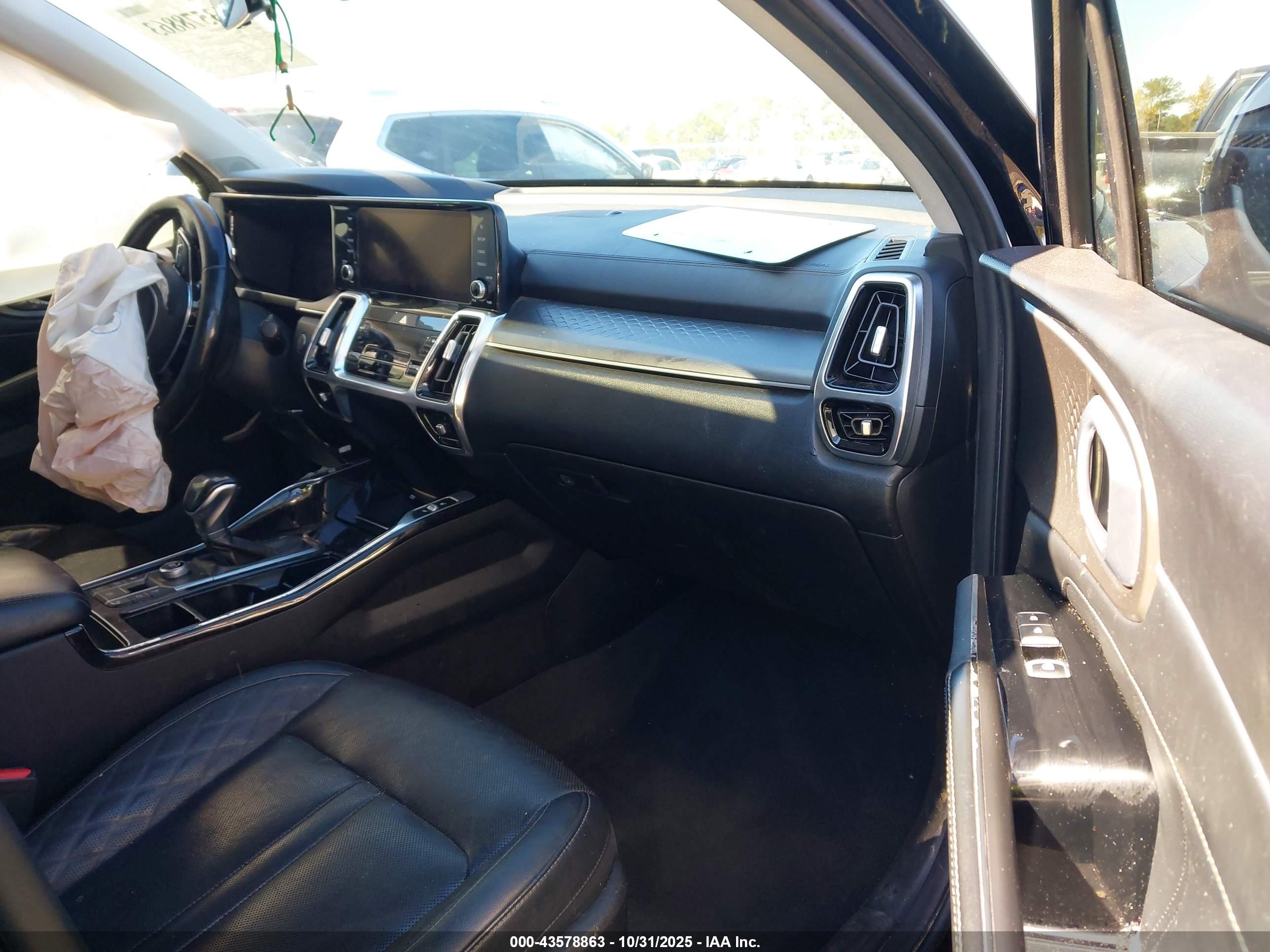 KIA SORENTO image 5