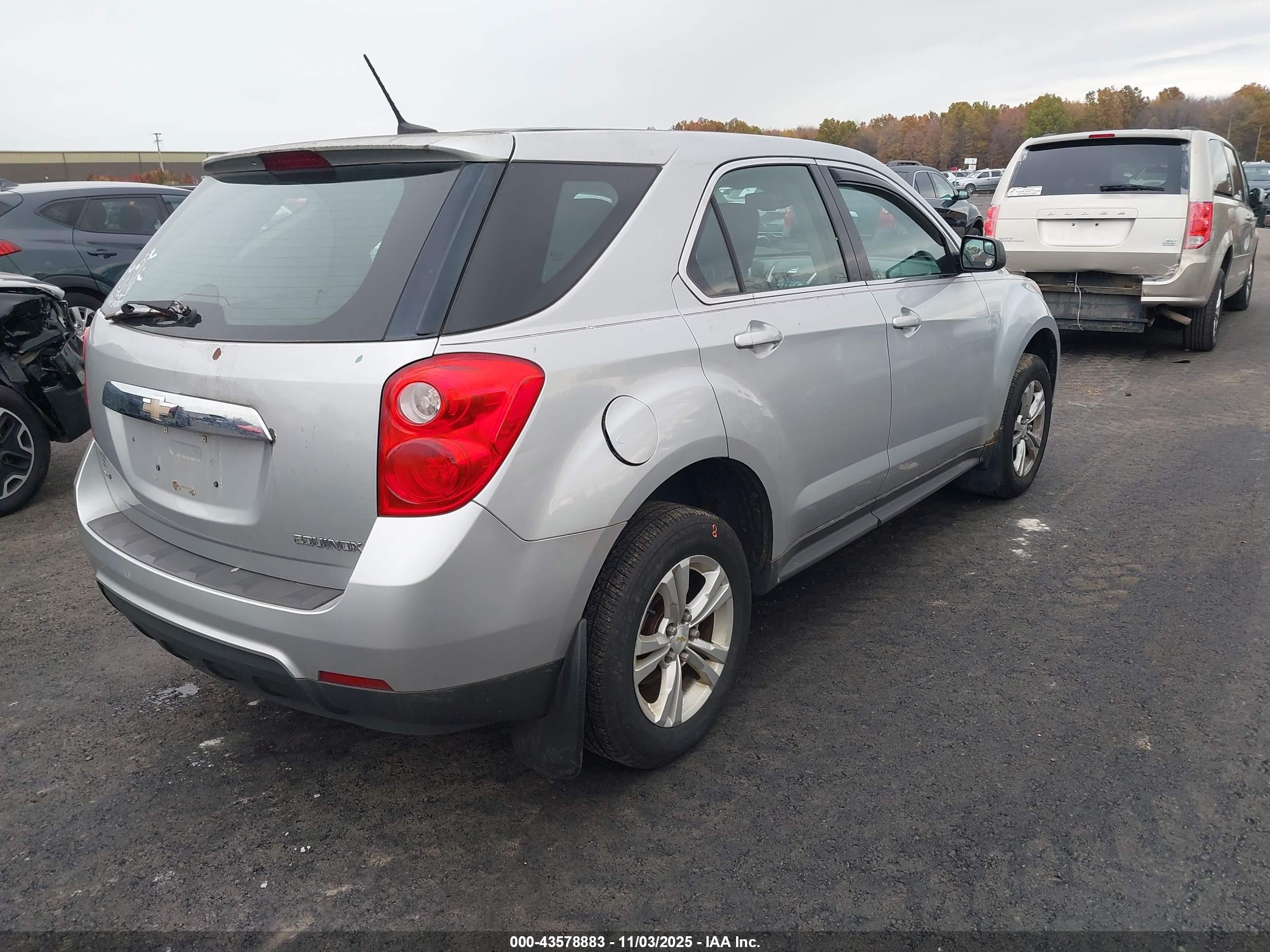 CHEVROLET EQUINOX image 4